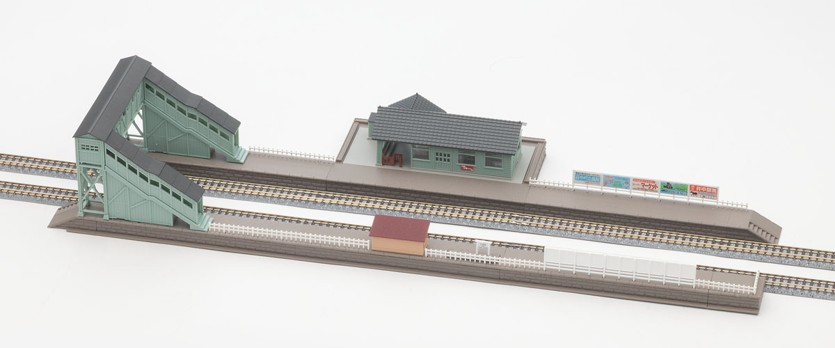 TOMIX 4260 N scale Wooden station building set (light green)