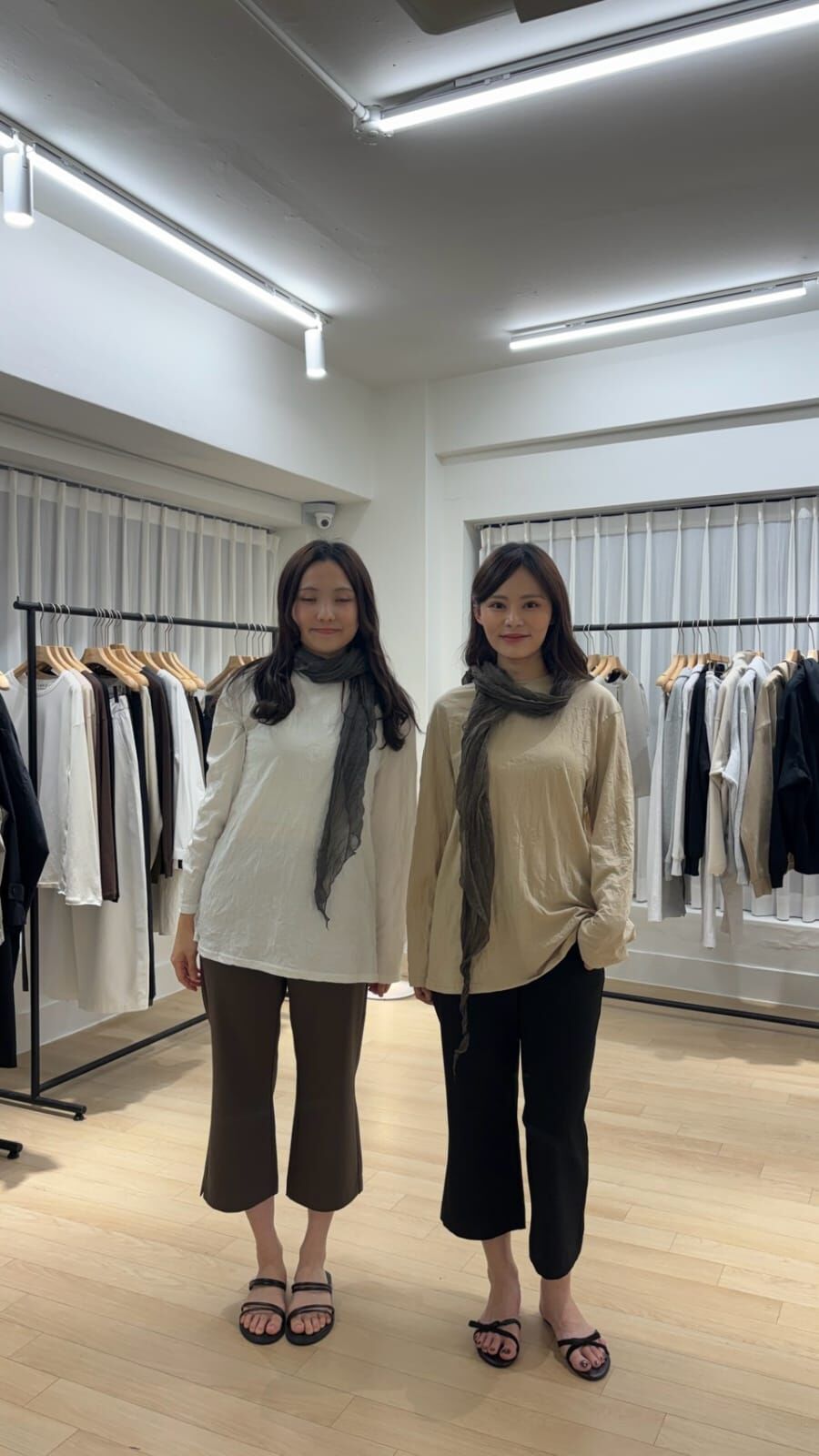 PE7112 休閒細圍巾袖縐褶上衣