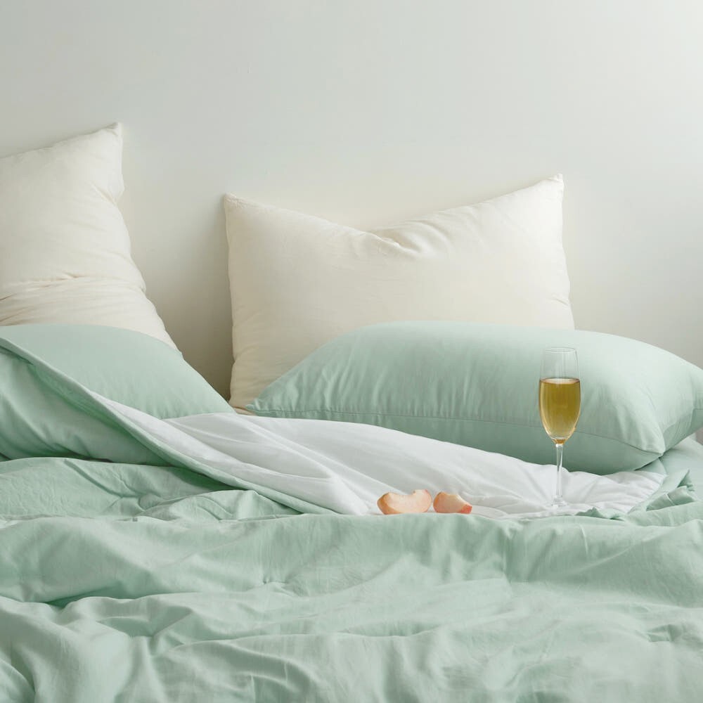 Flora Malangday Semi × Asa Cotton Comforter