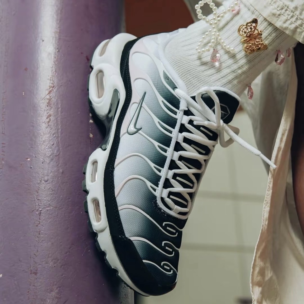 NIKE AIR MAX PIUS 漸變灰粉 緩震 運動鞋 男鞋 IU7540-001