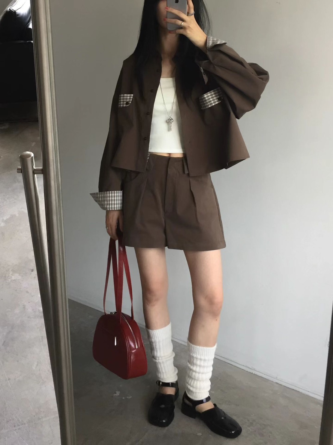格子反摺袖寬襬短襯衫  短裙(分售)