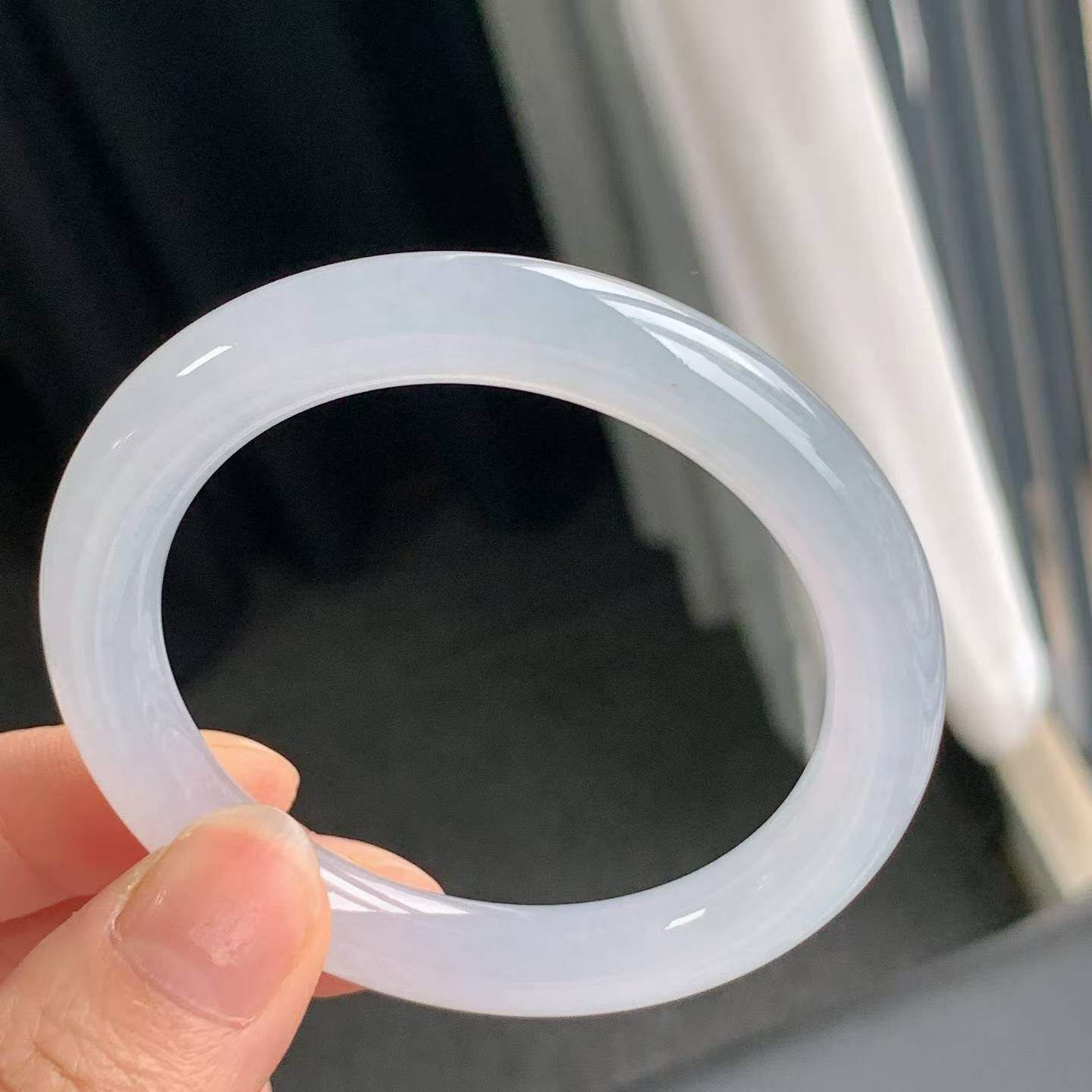 925641 52mm冰種圓條翡翠手鐲 (50-52)