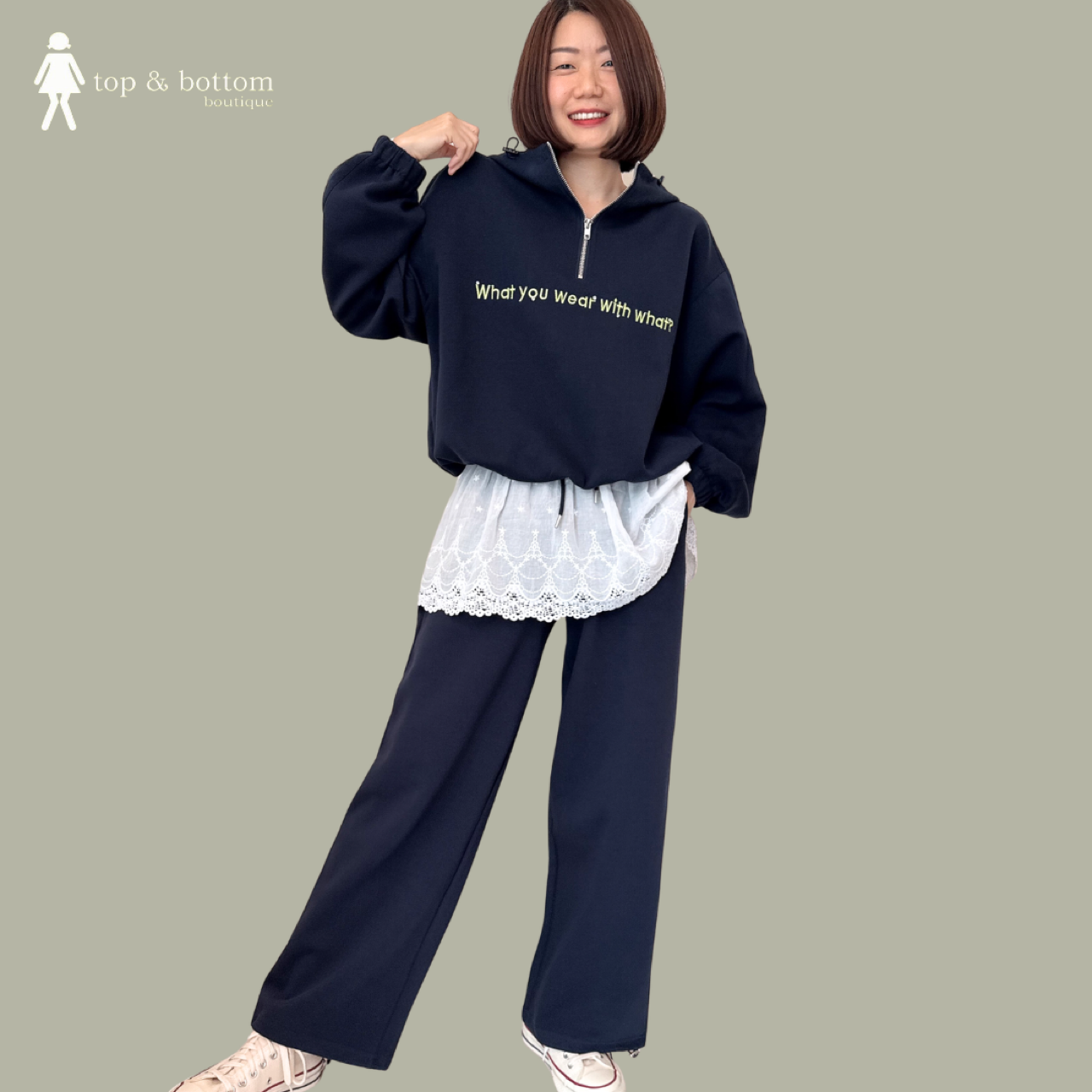 LONG SLEEVE EMBROIDERED WORDING SWEATS