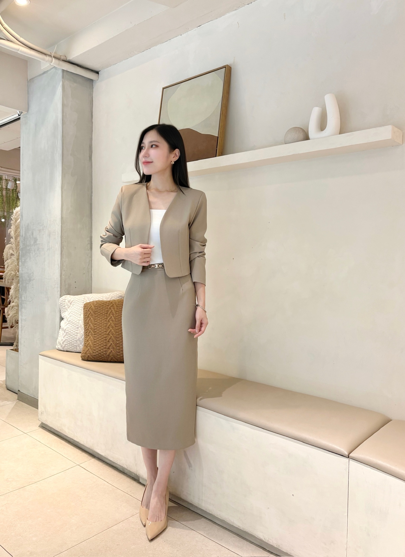 圓領短版外套+腰帶裙套裝 - 卡其杏