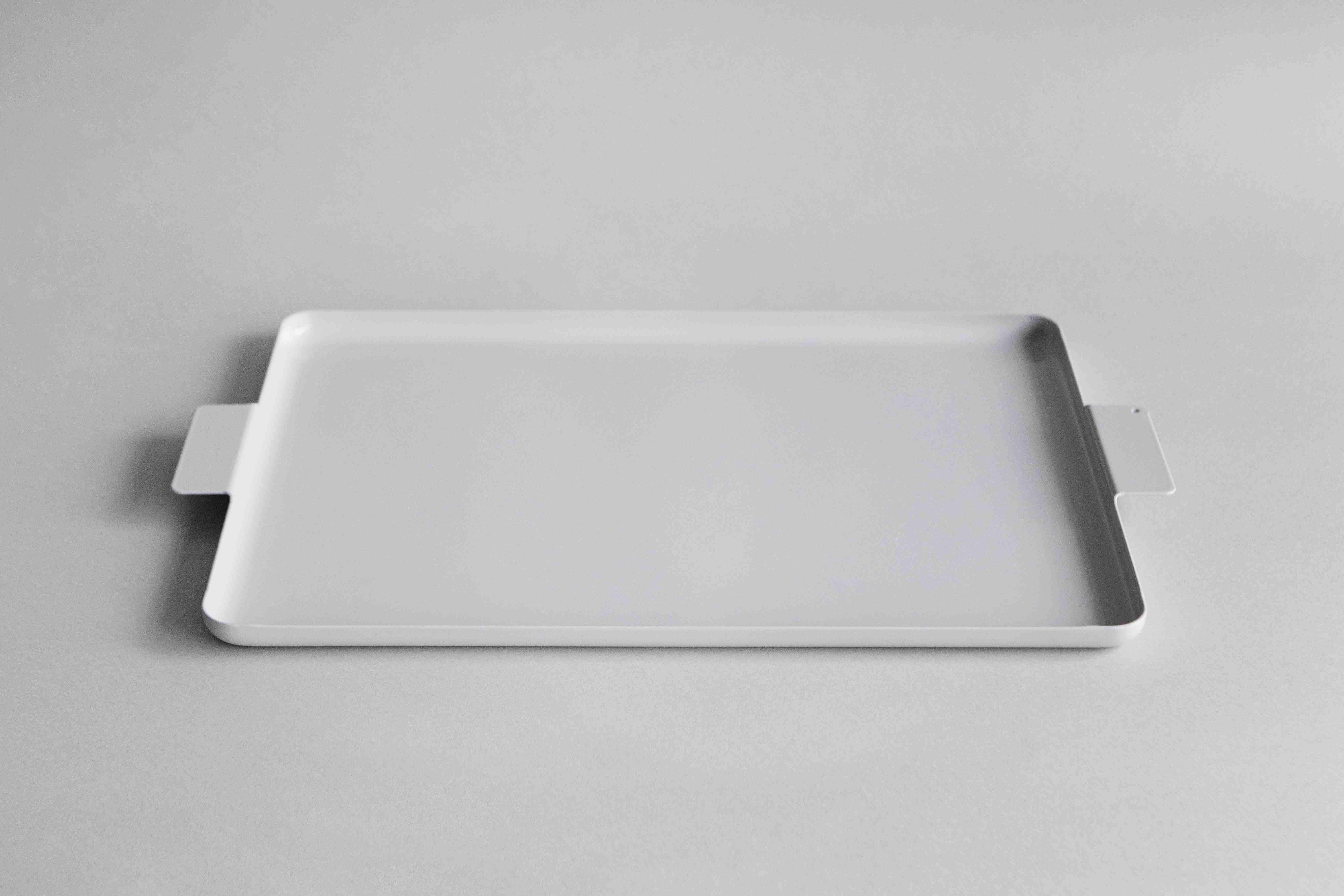 yumiko iihoshi porcelain - Colored' aluminum tray 彩色鋁製托盤 / 長方形 / 白