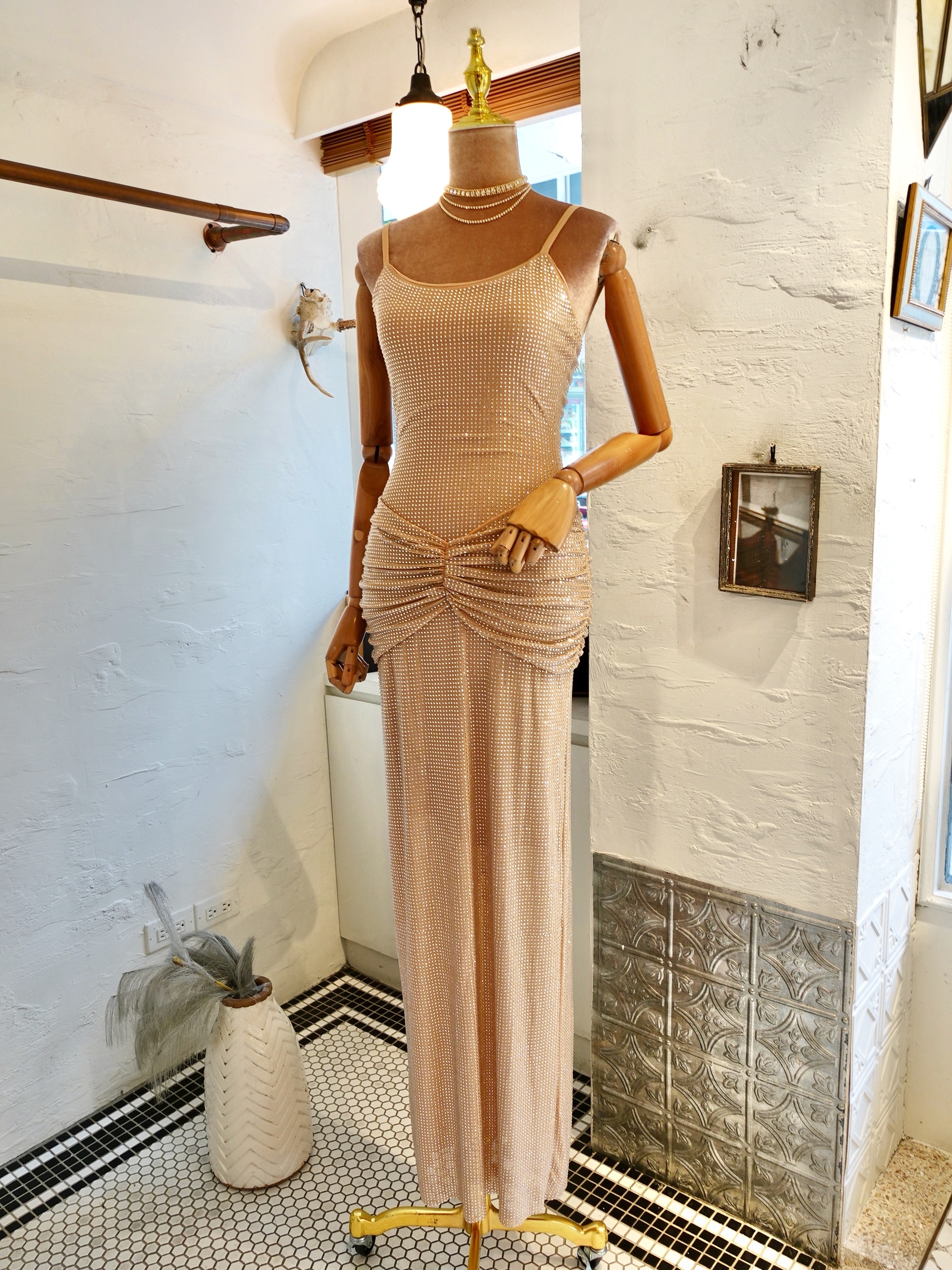 Nude裸色水鑽抽縐腰飾Dress