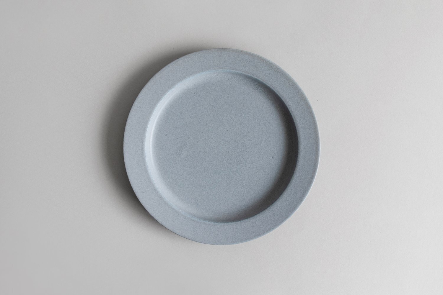 yumiko iihoshi porcelain - 一日盤 午後19cm / 煙霧藍