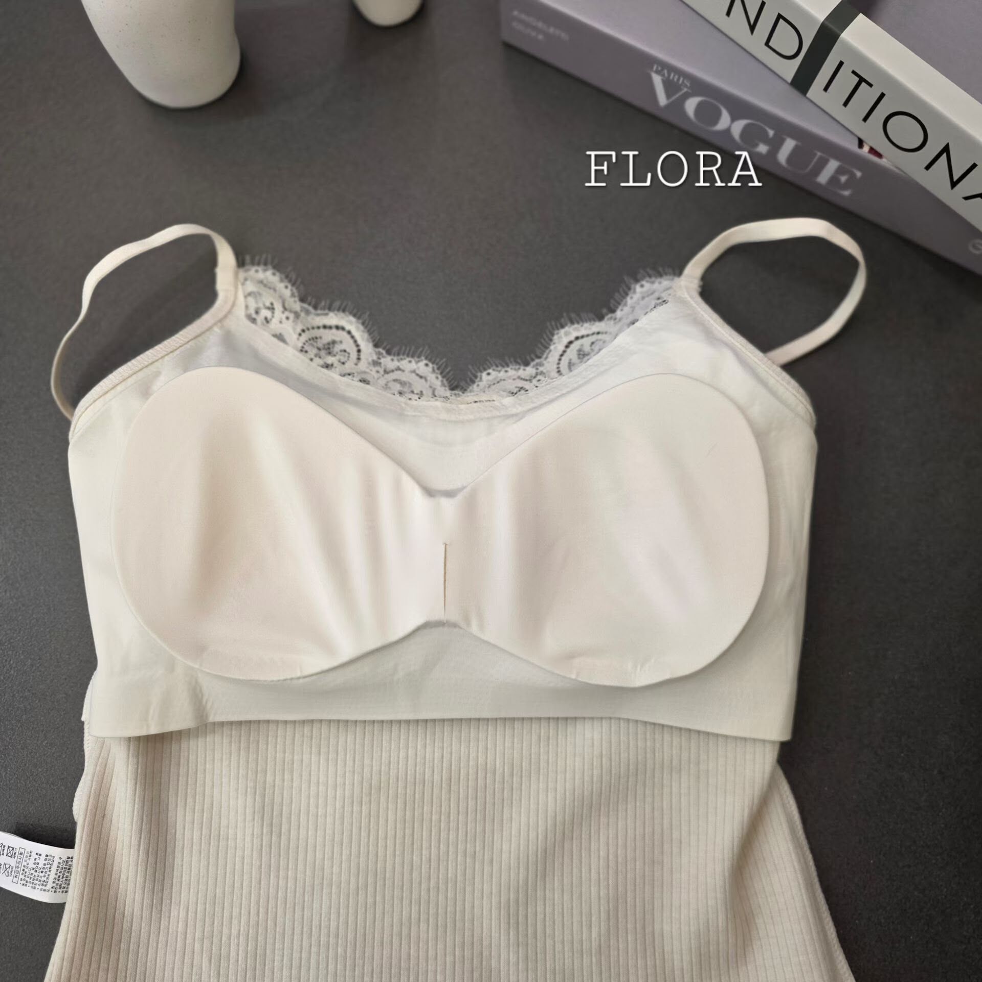 UR117 吊帶花邊領Bra top(3色)