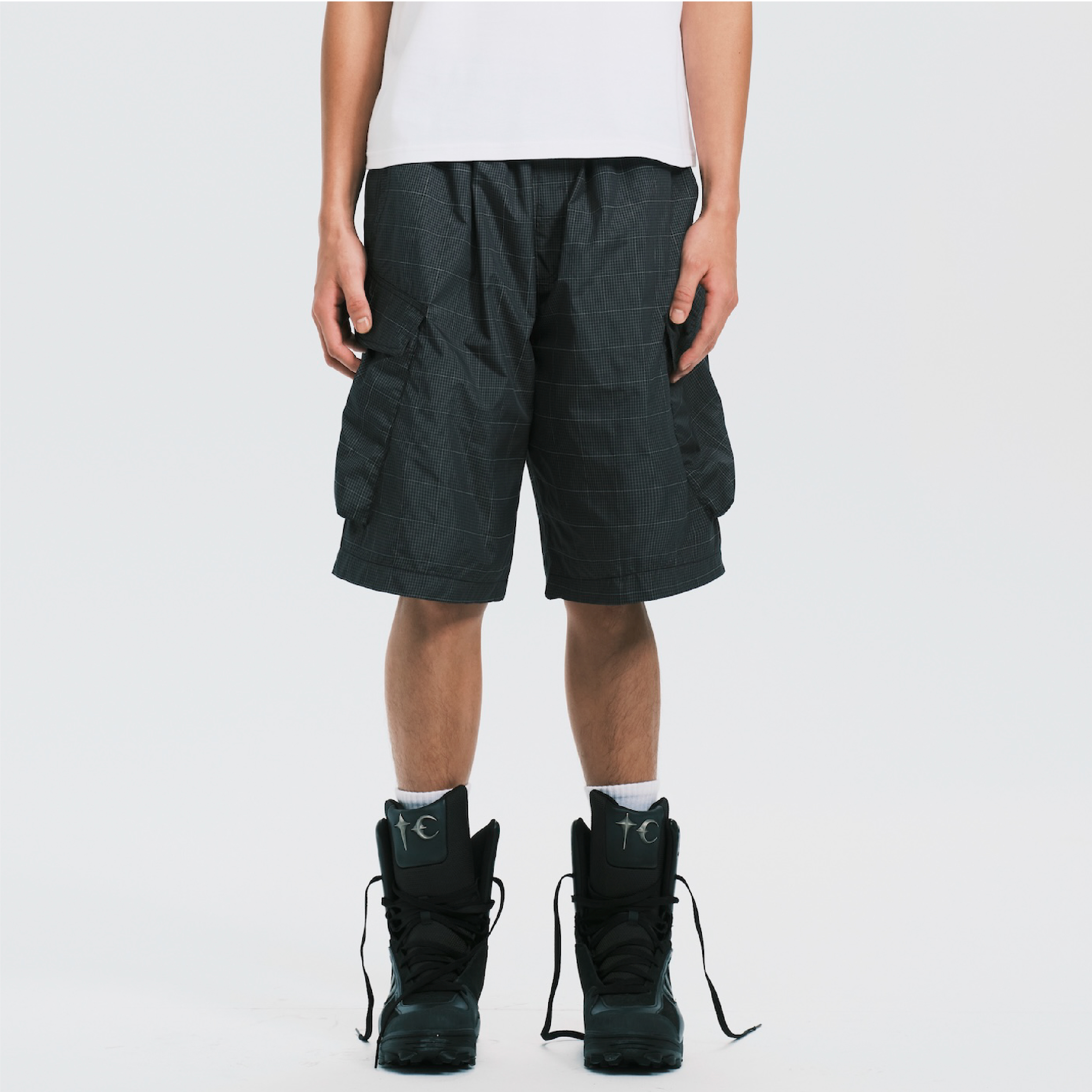 nul1.org R-3 Shorts Black [nu-P69]