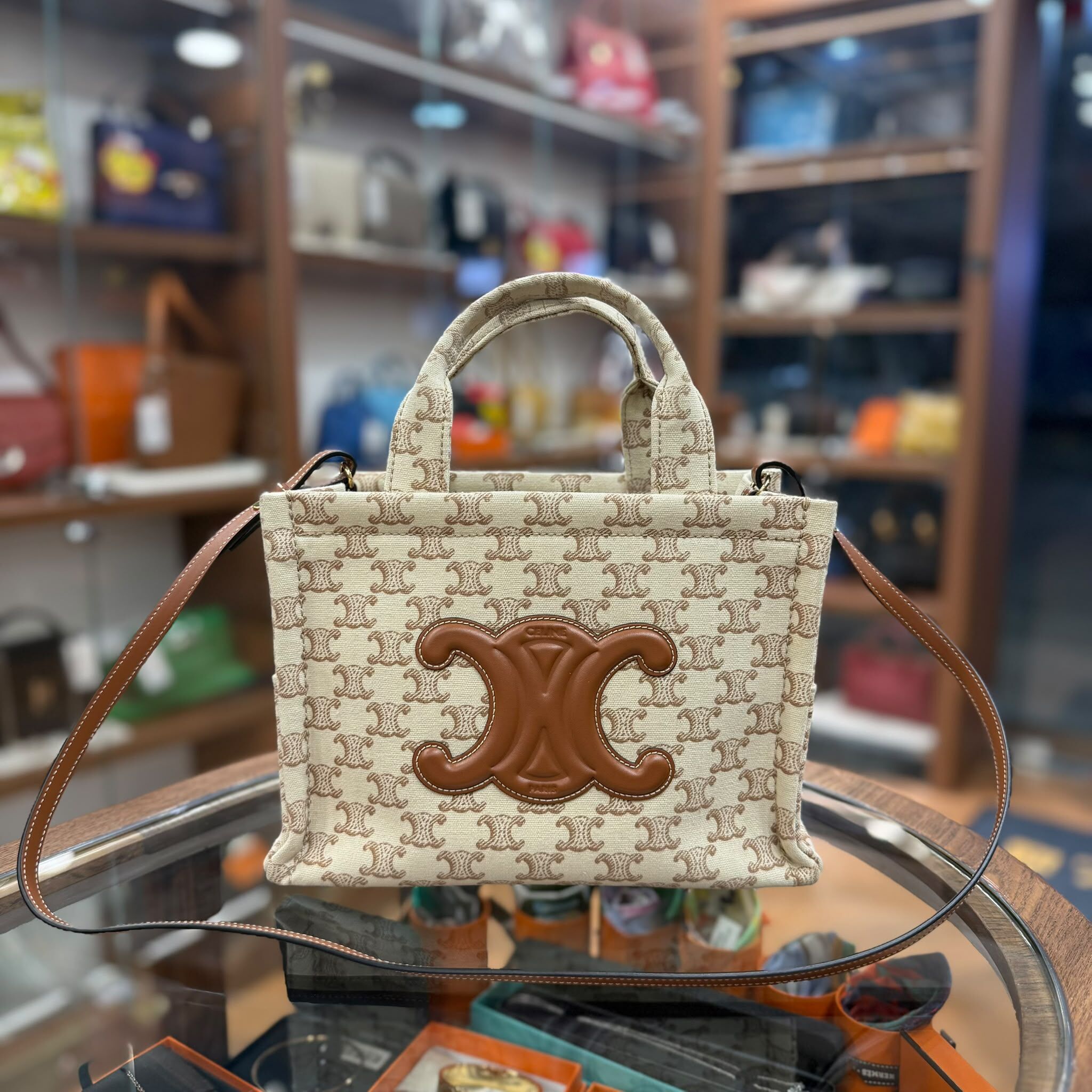 95%NEW USED CELINE CABAS THAIS TRIOMPHE SMALL 手提/斜背包 帆布米色 #瑟琳凱旋門
