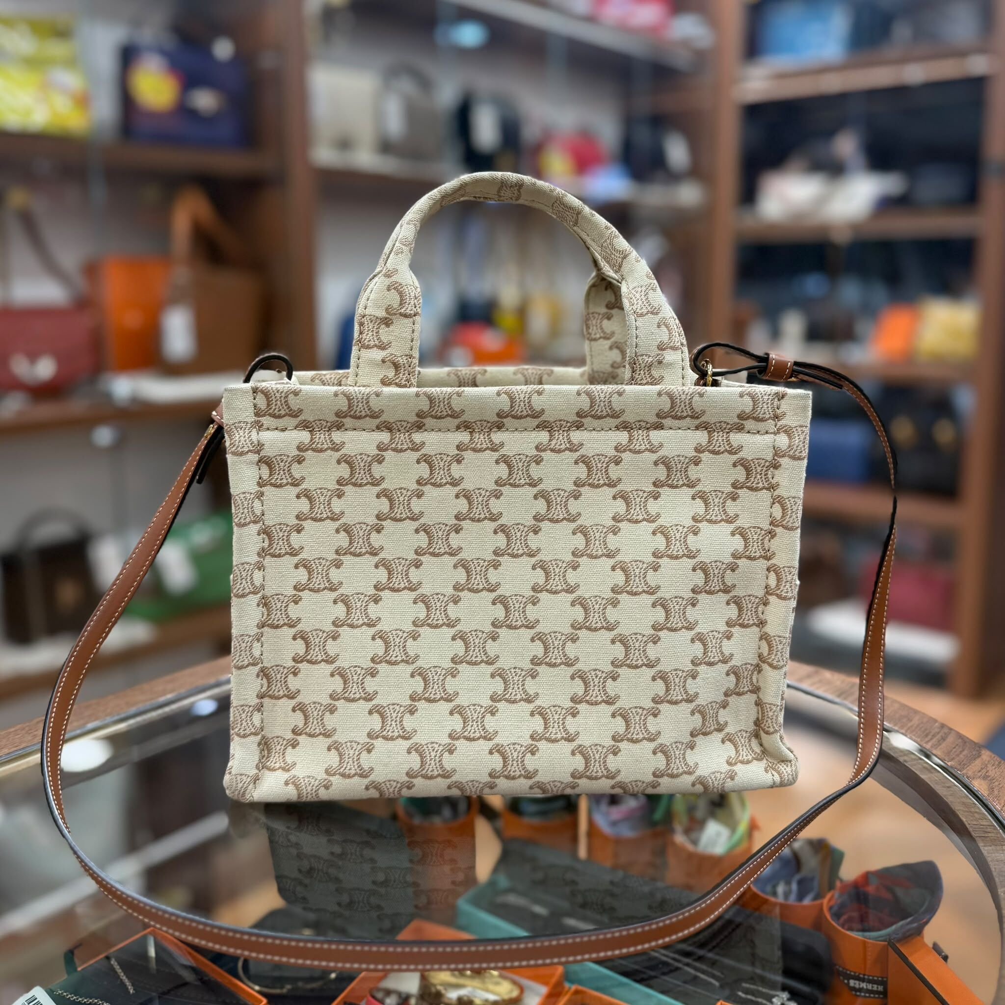 95%NEW USED CELINE CABAS THAIS TRIOMPHE SMALL 手提/斜背包 帆布米色 #瑟琳凱旋門