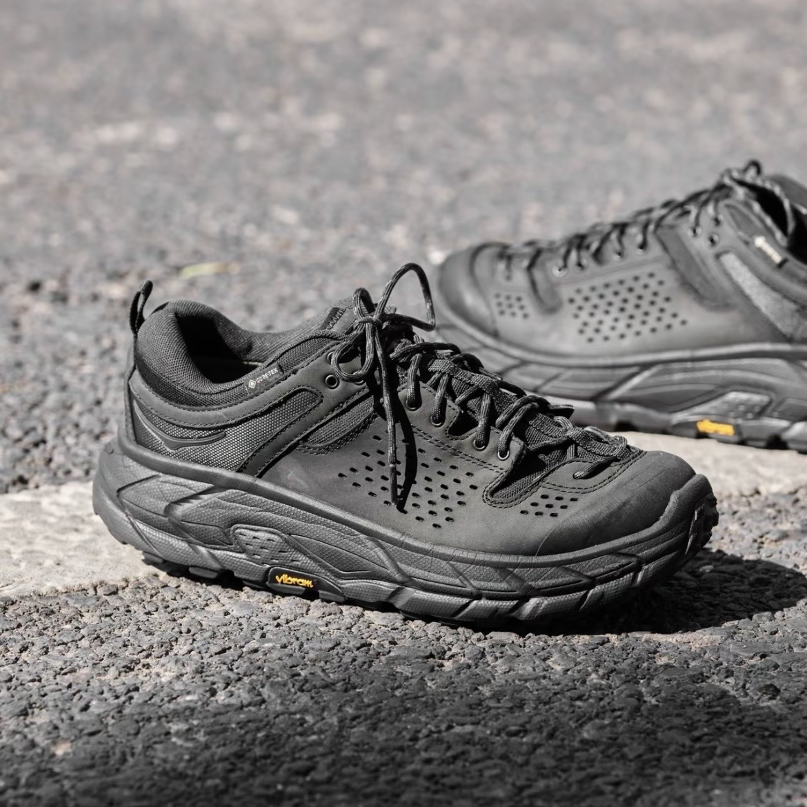 HOKA ONE ONE TOR ULTRA LOW 黑色 防水 GORE-TEX 耐磨 戶外 機能鞋 1130310-BBLC