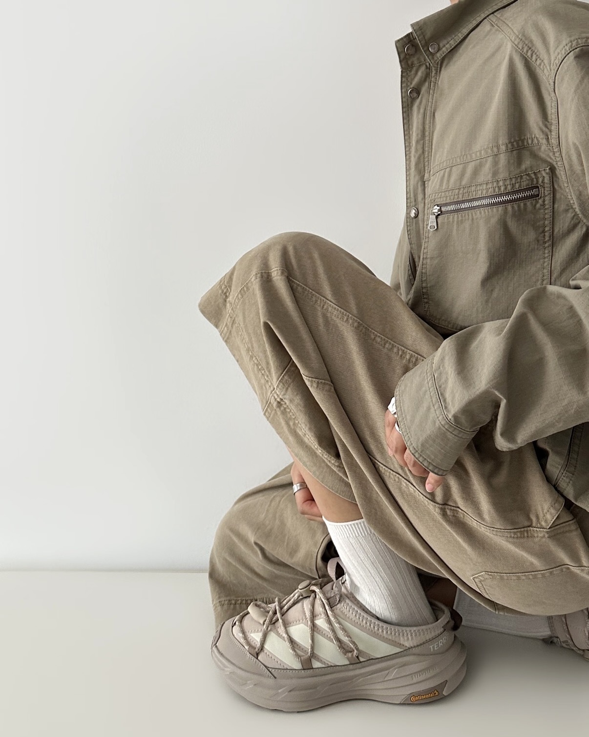 ADIDAS TERREX FREEHIKER LT MULE 奶茶色 米色 穆勒鞋 包頭拖鞋 懶人鞋 麵包拖 厚底 增高 Continental™ 馬牌鞋底 男女鞋 KH5332 / 預購