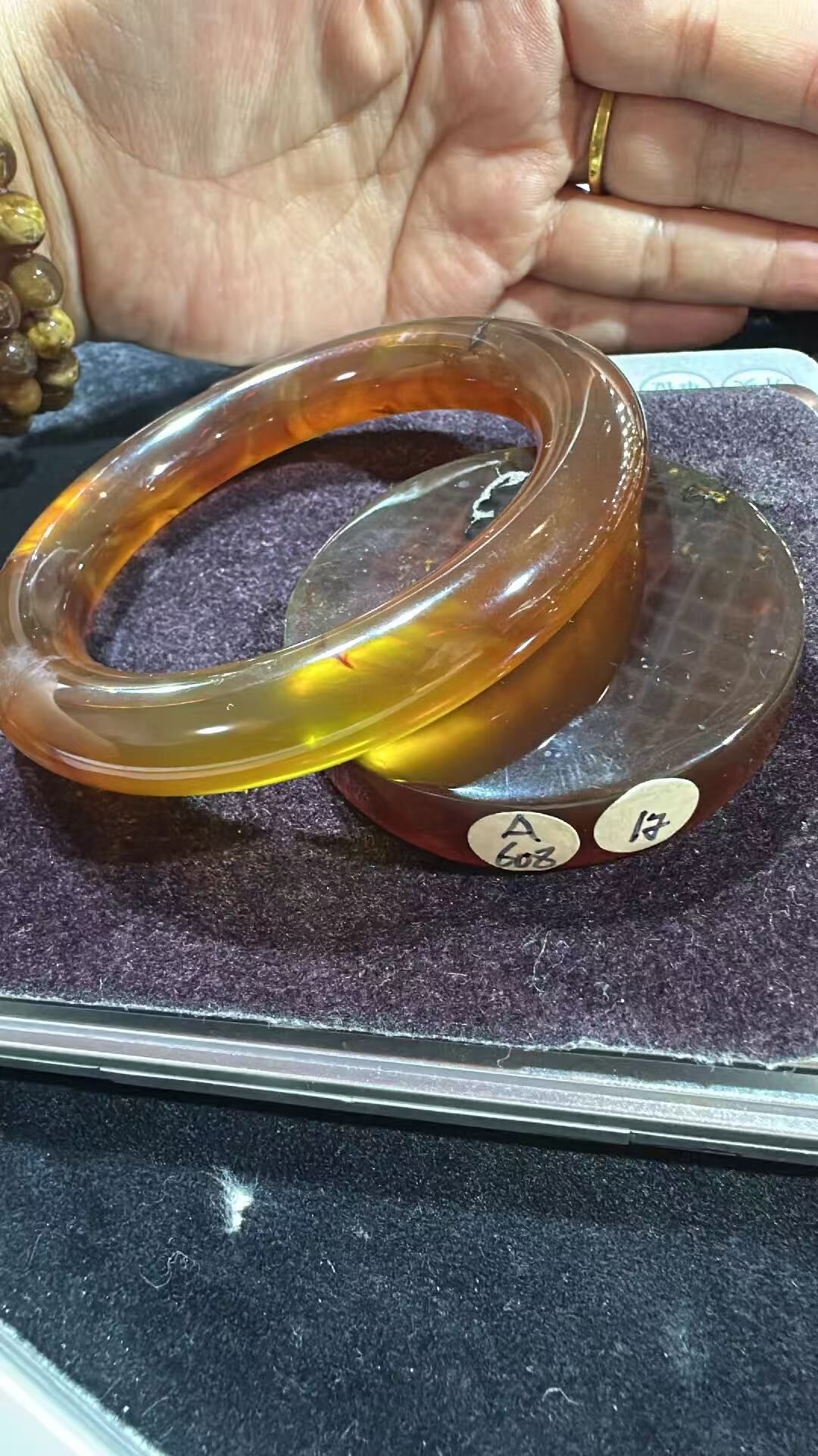 0911XY163-XYDAY-AMBER-紫羅蘭蜜手鐲 56.7mm [鐲芯可免費加工成平安扣,需要備註,加工後不退不換] (B163)