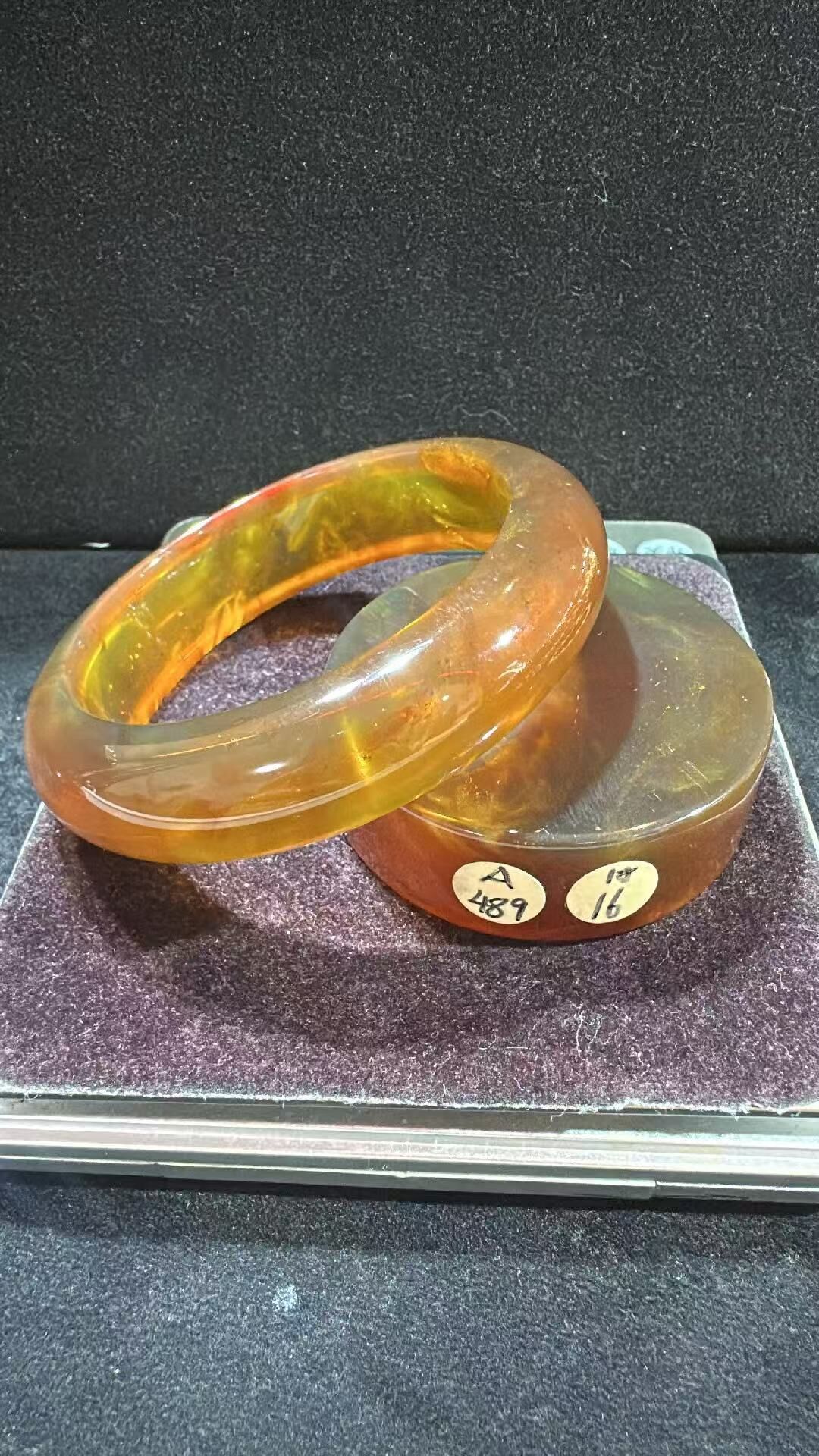 0911XY153-XYDAY-AMBER-黃茶蜜手鐲 56.5MM [鐲芯可免費加工成平安扣,可以備註,加工後不退不換] (B153)