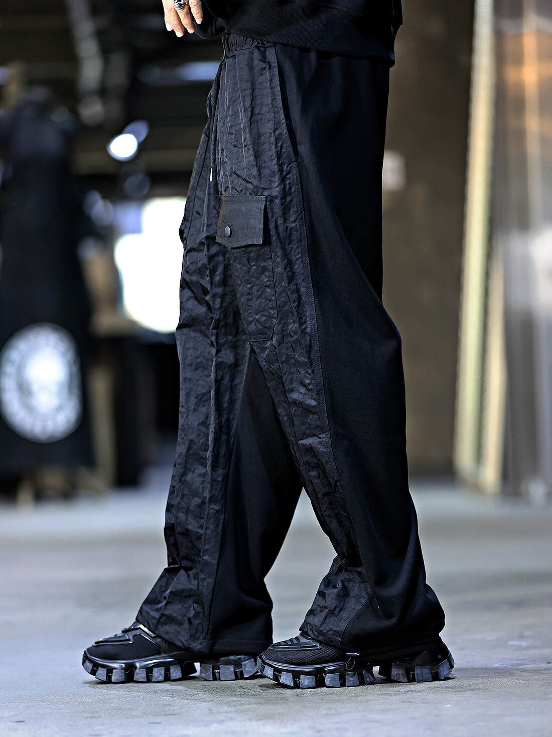 Nylon color-blocked pants with front pockets