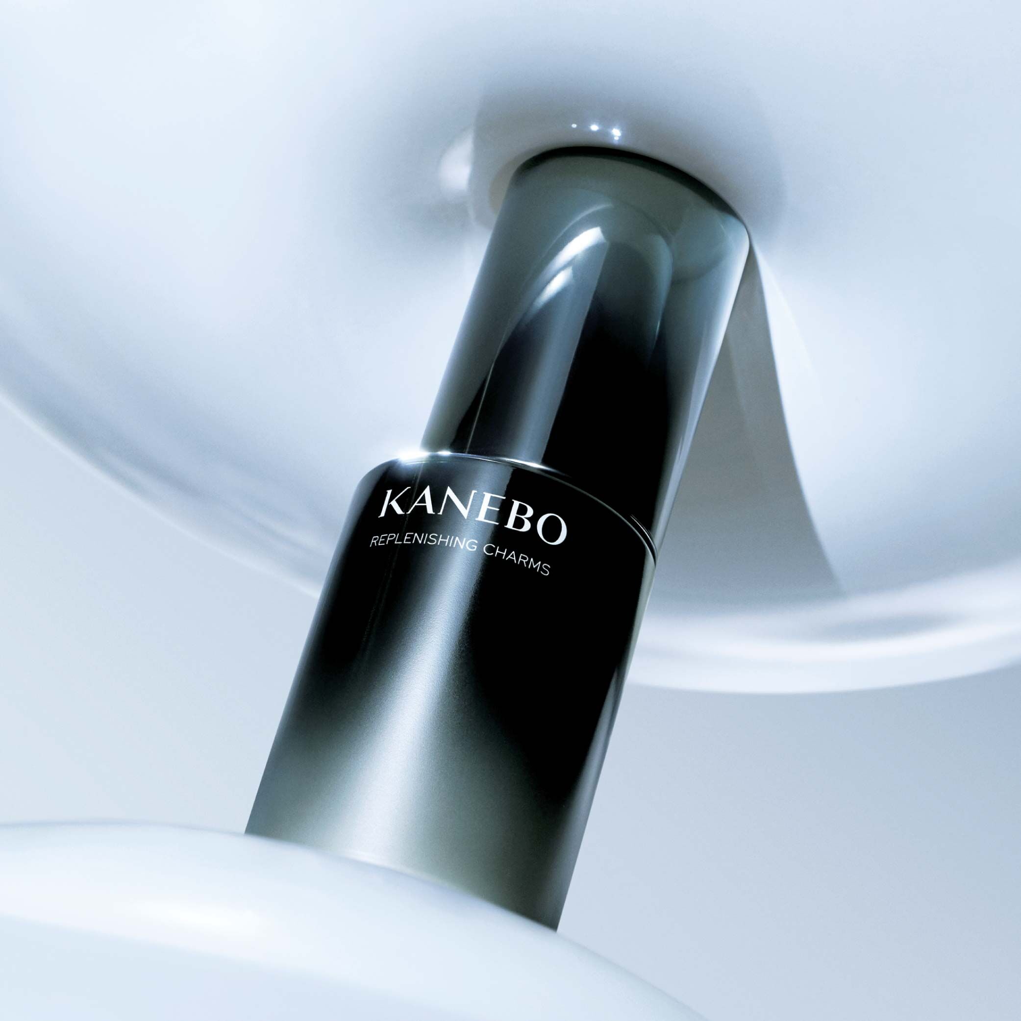 KANEBO REPLENISHING CHARMS ESSENCE EMULSION 彈潤盈采精華乳液
