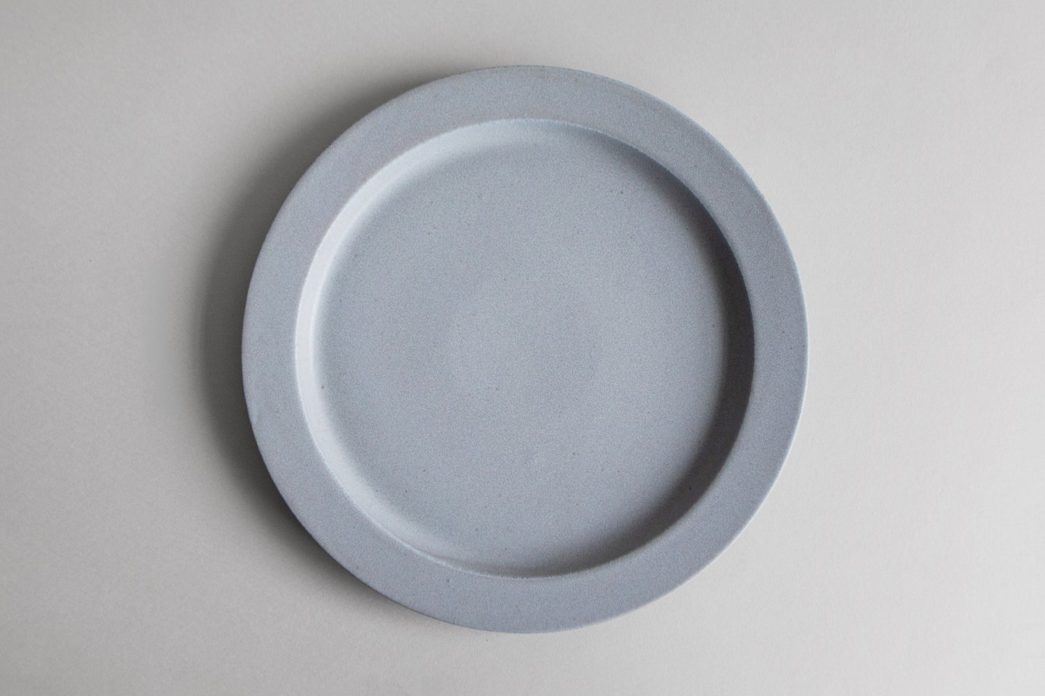 yumiko iihoshi porcelain - 一日盤 早晨28cm / 煙霧藍