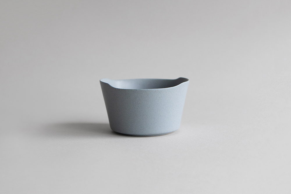 yumiko iihoshi porcelain - 一日碗(M)煙霧藍