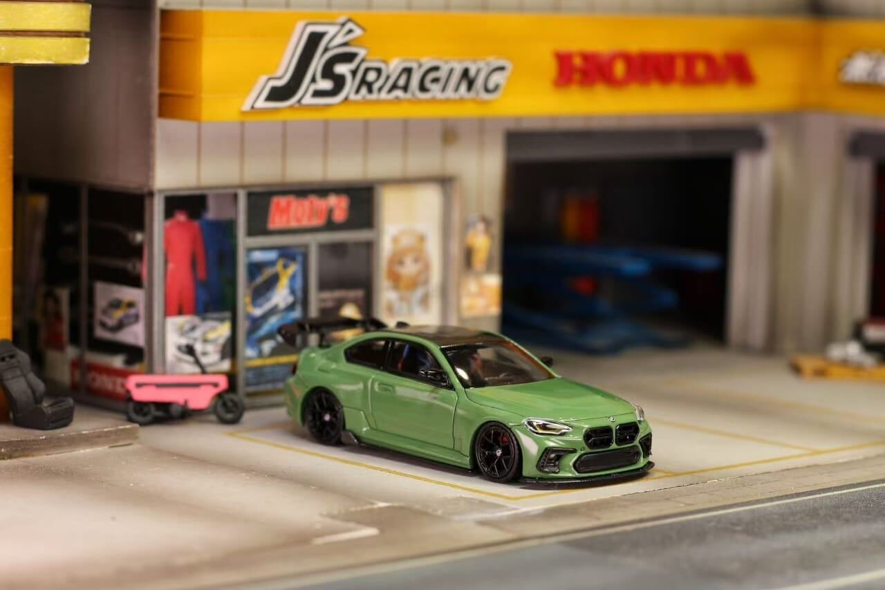 預訂 :1/64 Street Weapon BMW M4 G82 Olive Green (SWBM4G )