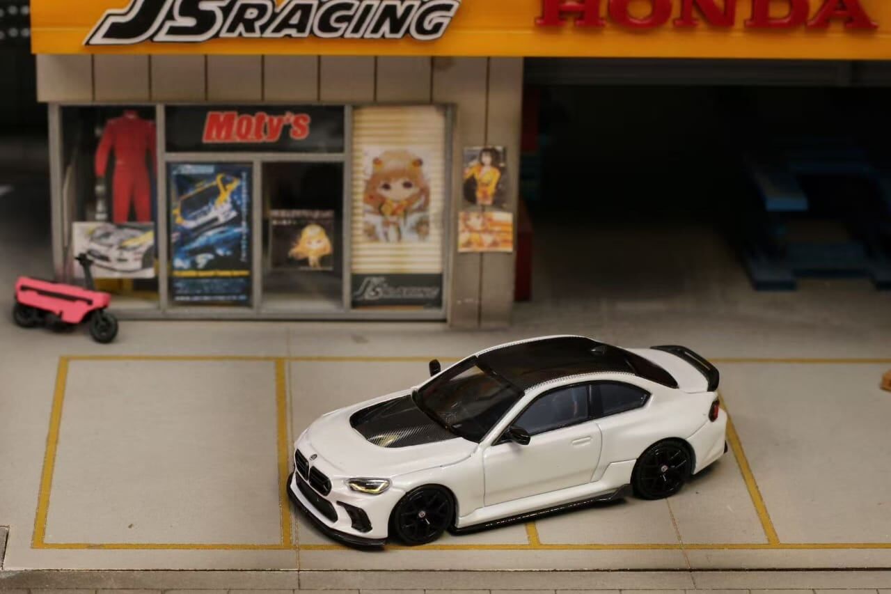 預訂 :1/64 Street Weapon BMW M4 G82 Pearl White (SWBM4PW )