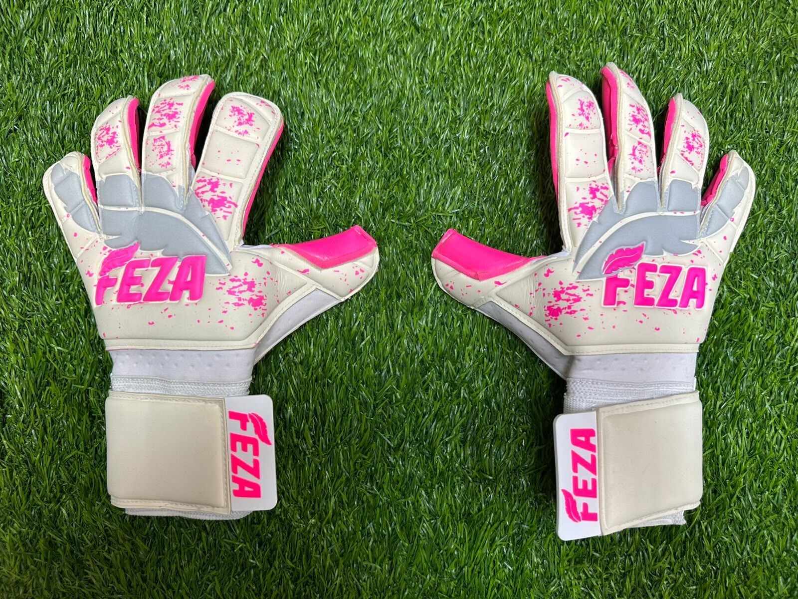 Feza F1.4 Pink (Roll cut) 龍門手套