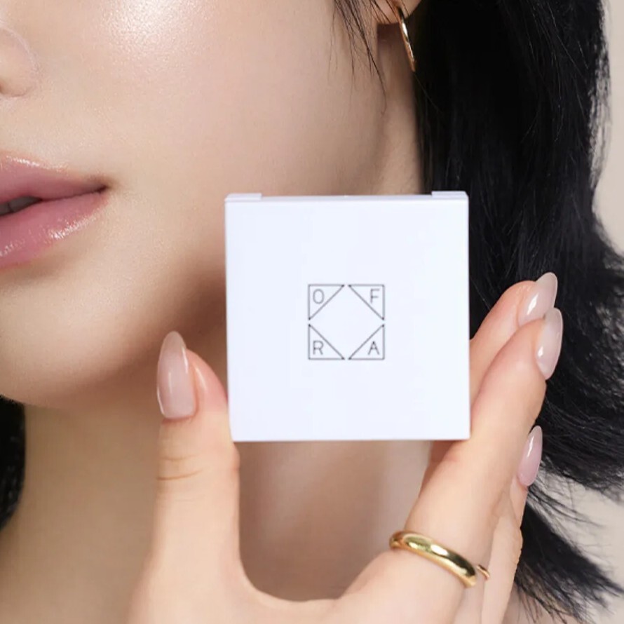 OFRA Cosmetics Highlighter #CLOUD9