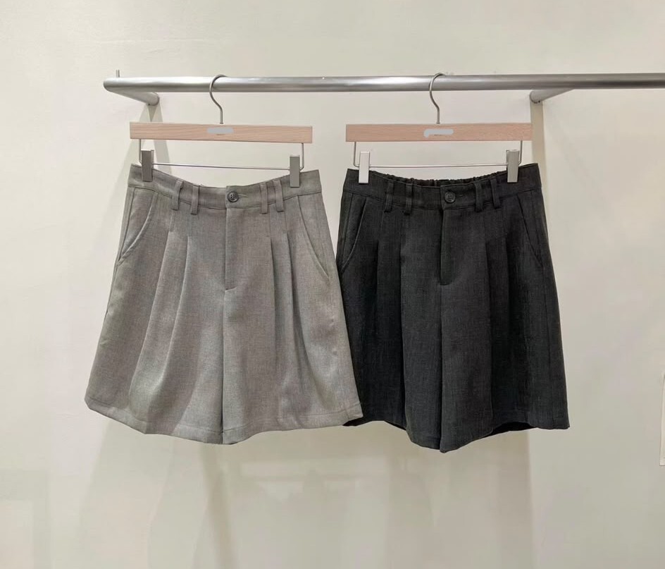 ME24 S:腰28-33 HIP44 長18 / M:腰29-34 HIP45 長18 $499