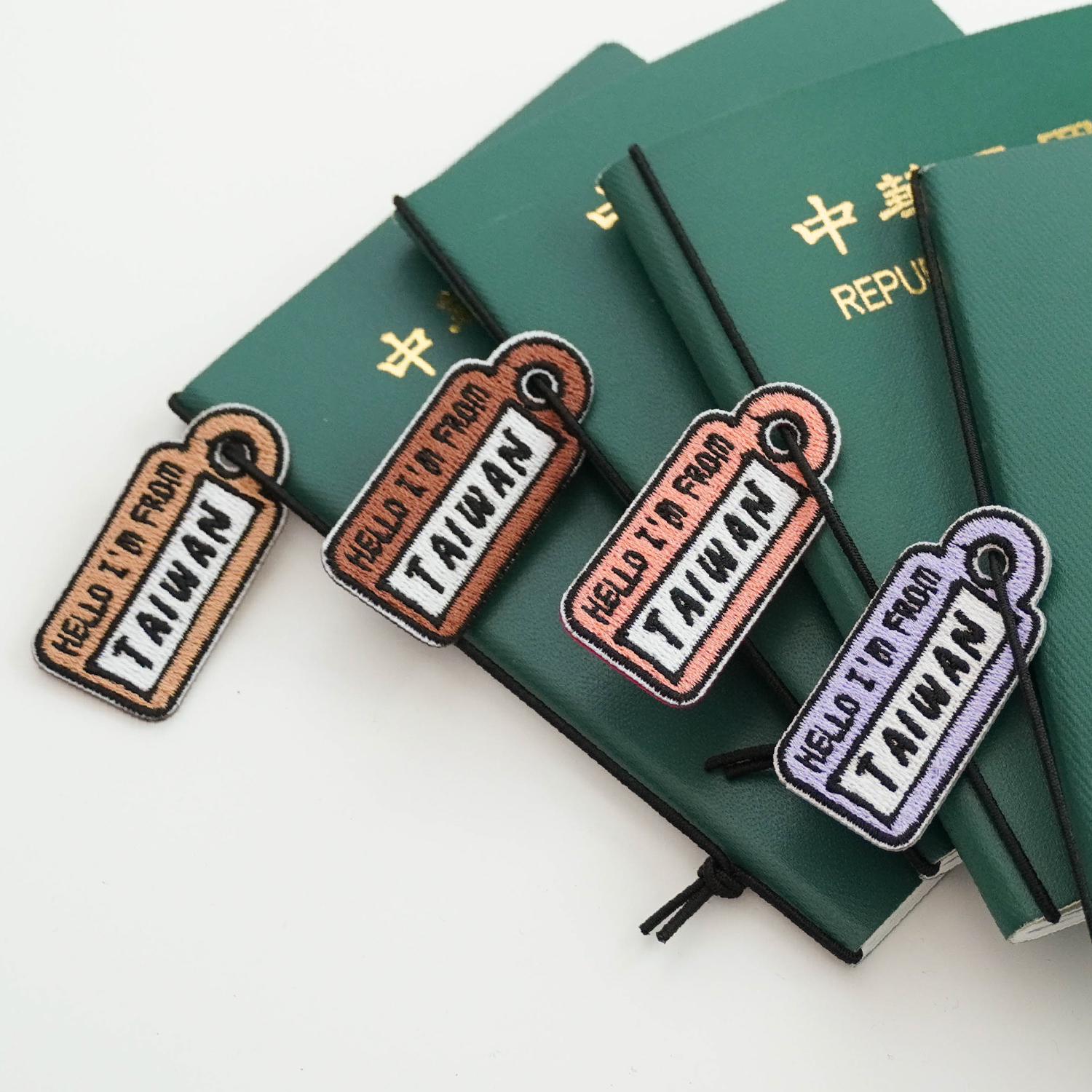 台灣刺繡護照吊牌
