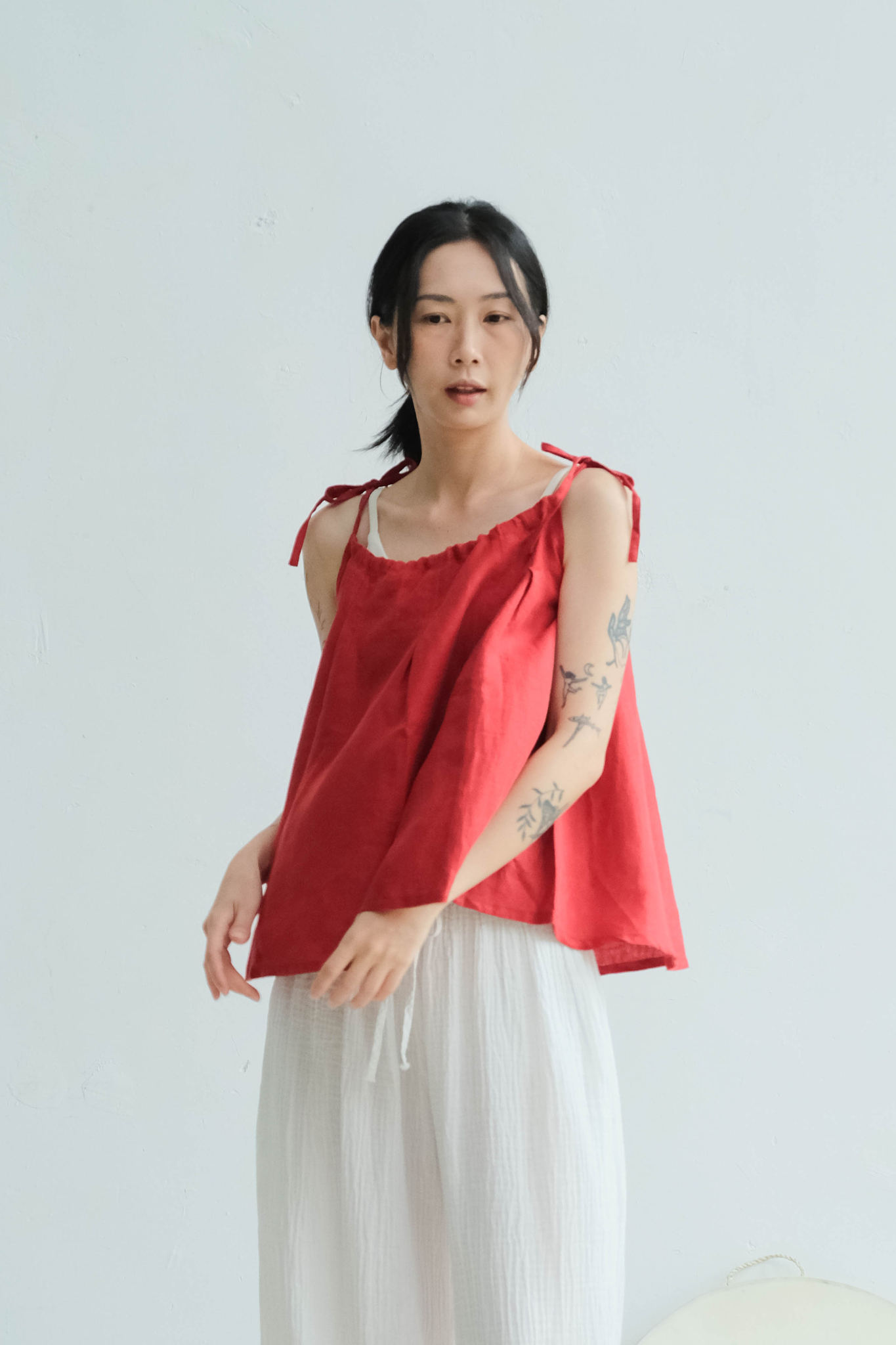 海豚鳥 birphin 小浪花吊帶裙 / 亞麻 紅花
