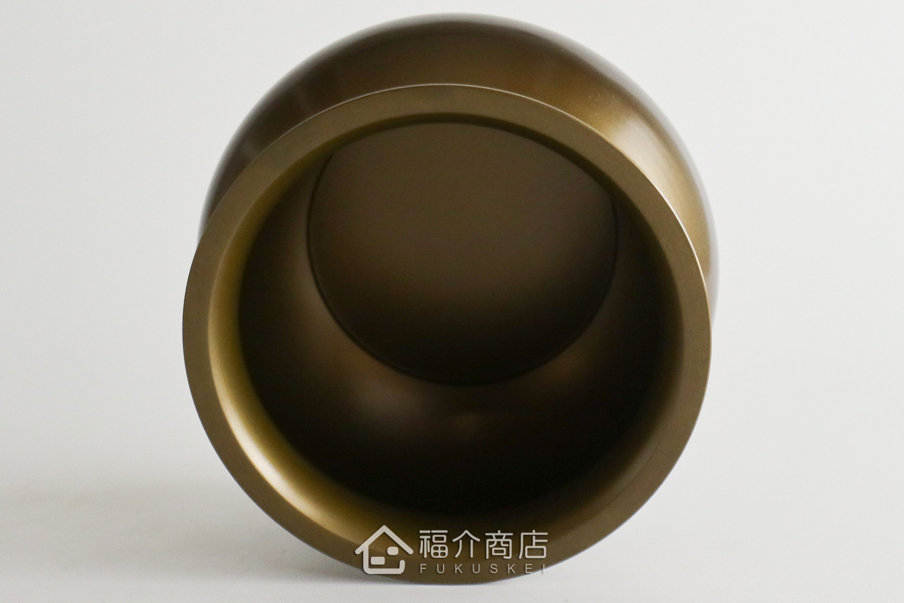 建水用來作為泡茶過程中盛裝廢水,大口徑設計,更好倒入茶水