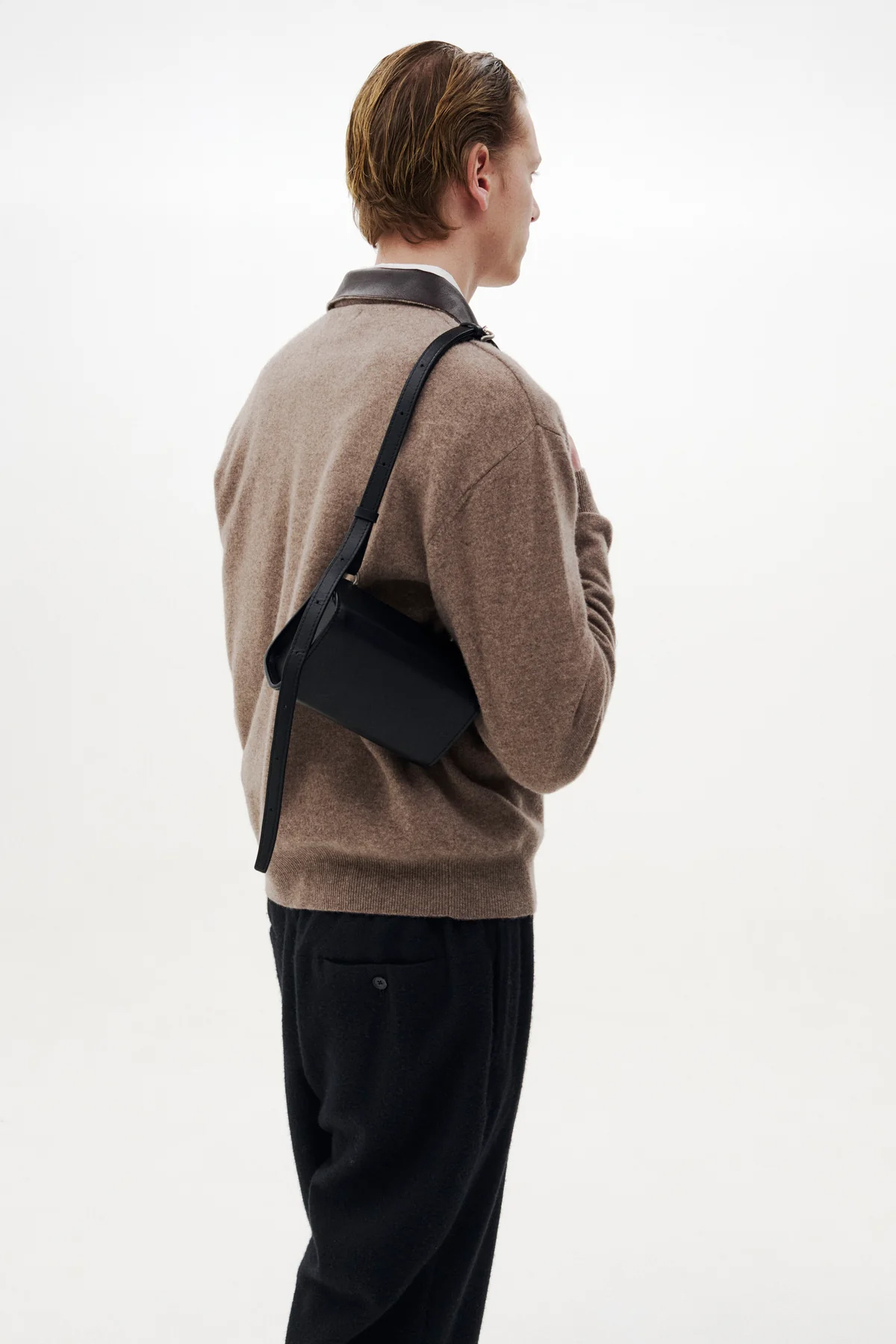 YOKE × TSUCHIYA KABAN CAMERA BAG (2COL)