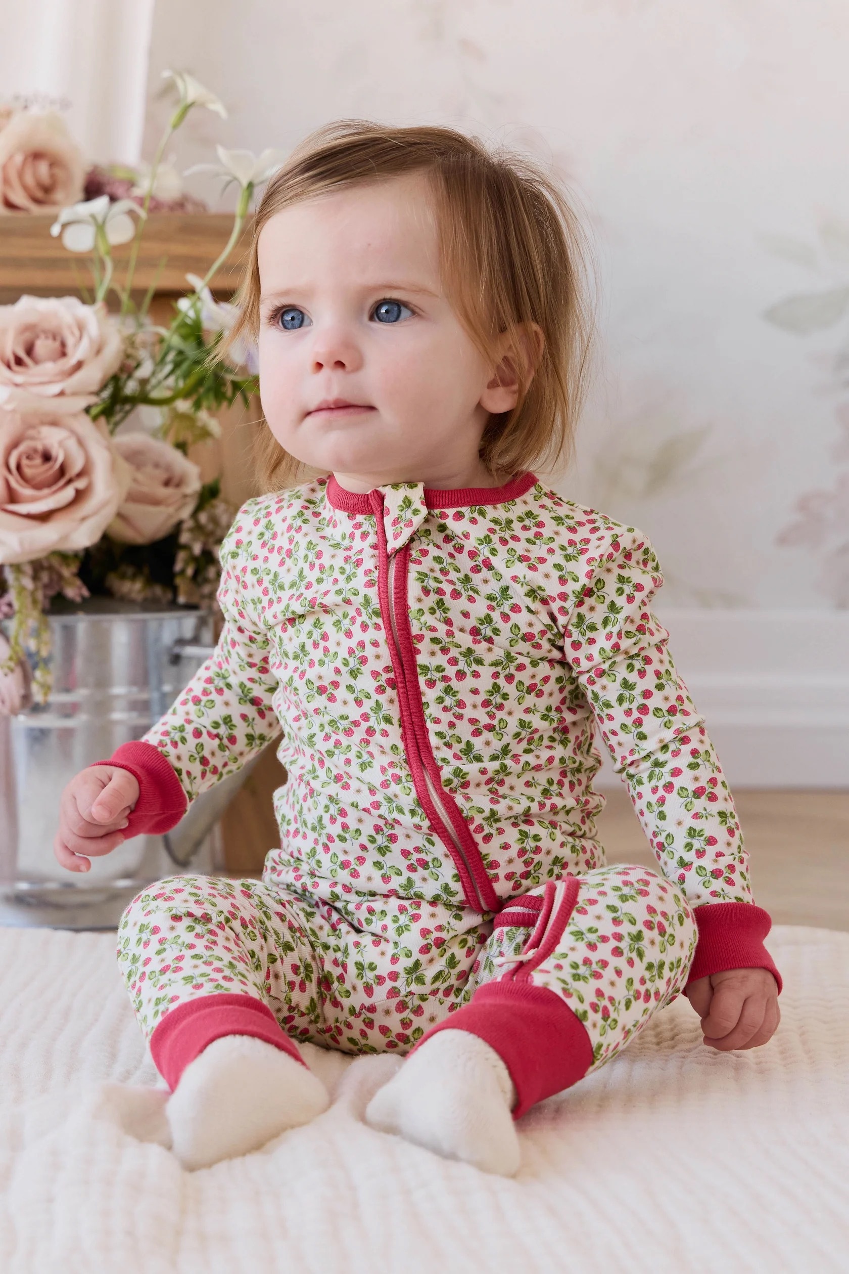【預購】JAMIE KAY - Organic Cotton Jude Onepiece（Cottage Strawberries）