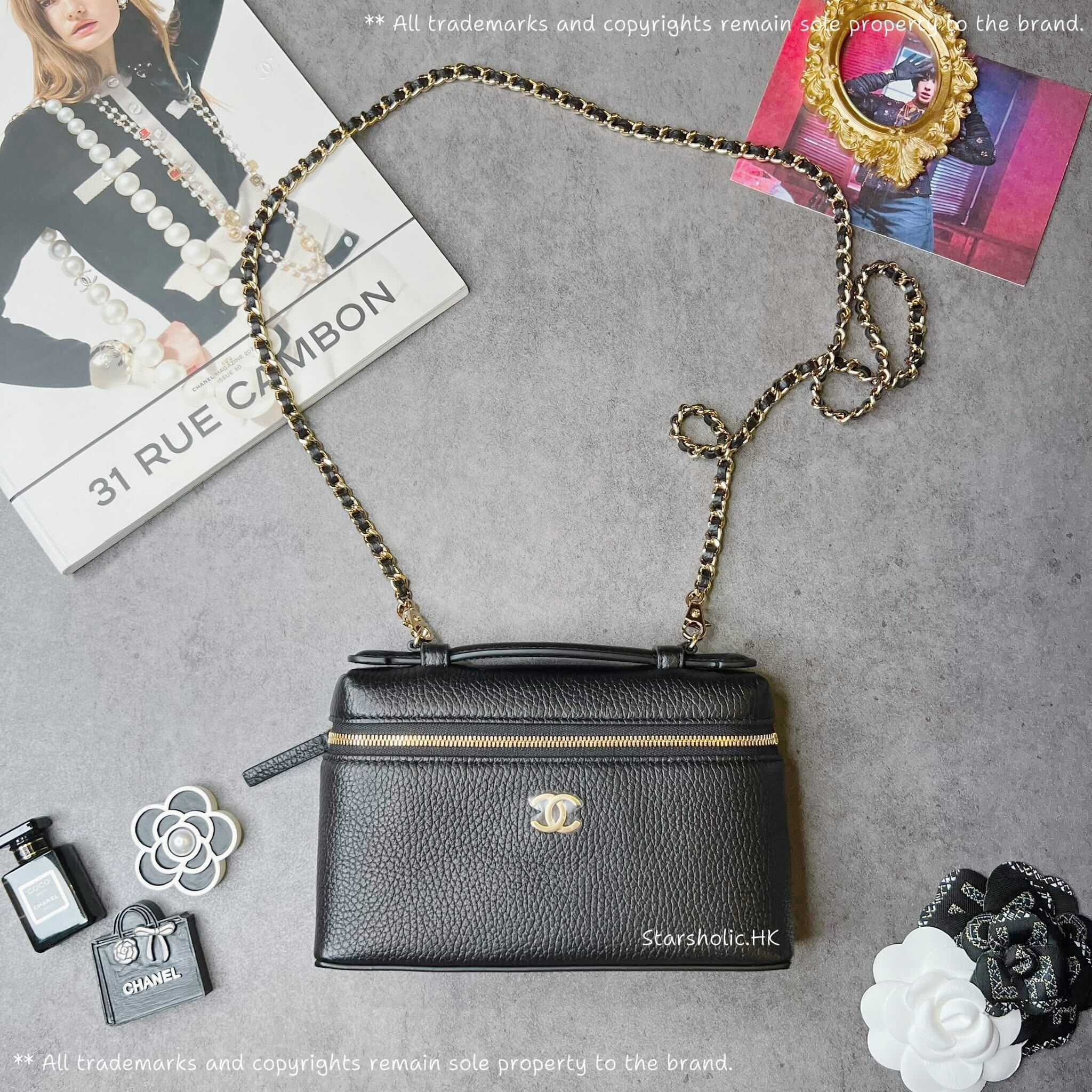 CHANEL Seasonal 盒子包