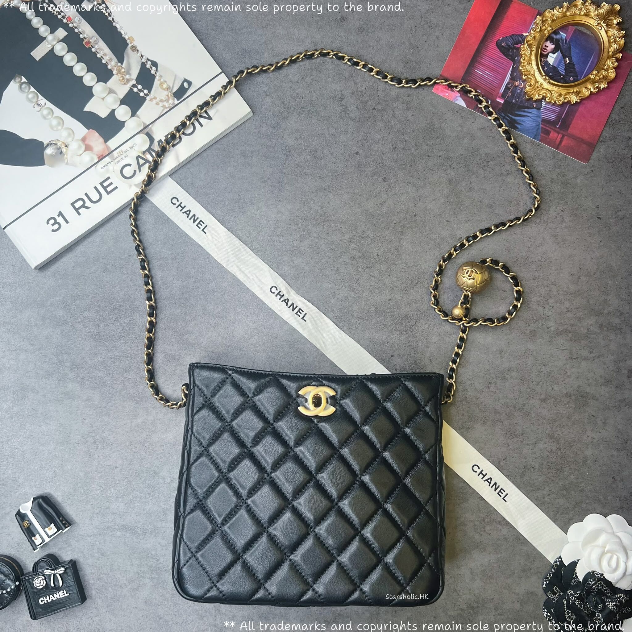 CHANEL 金球 Hobo Bag