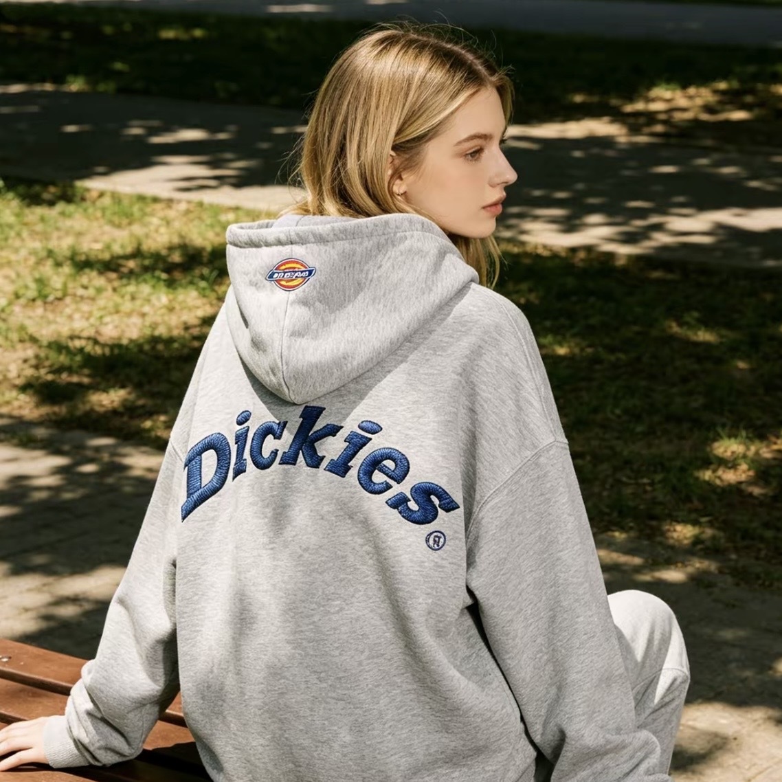 DICKIES 經典 刺繡 美式 復古 環形 背大LOGO 帽T