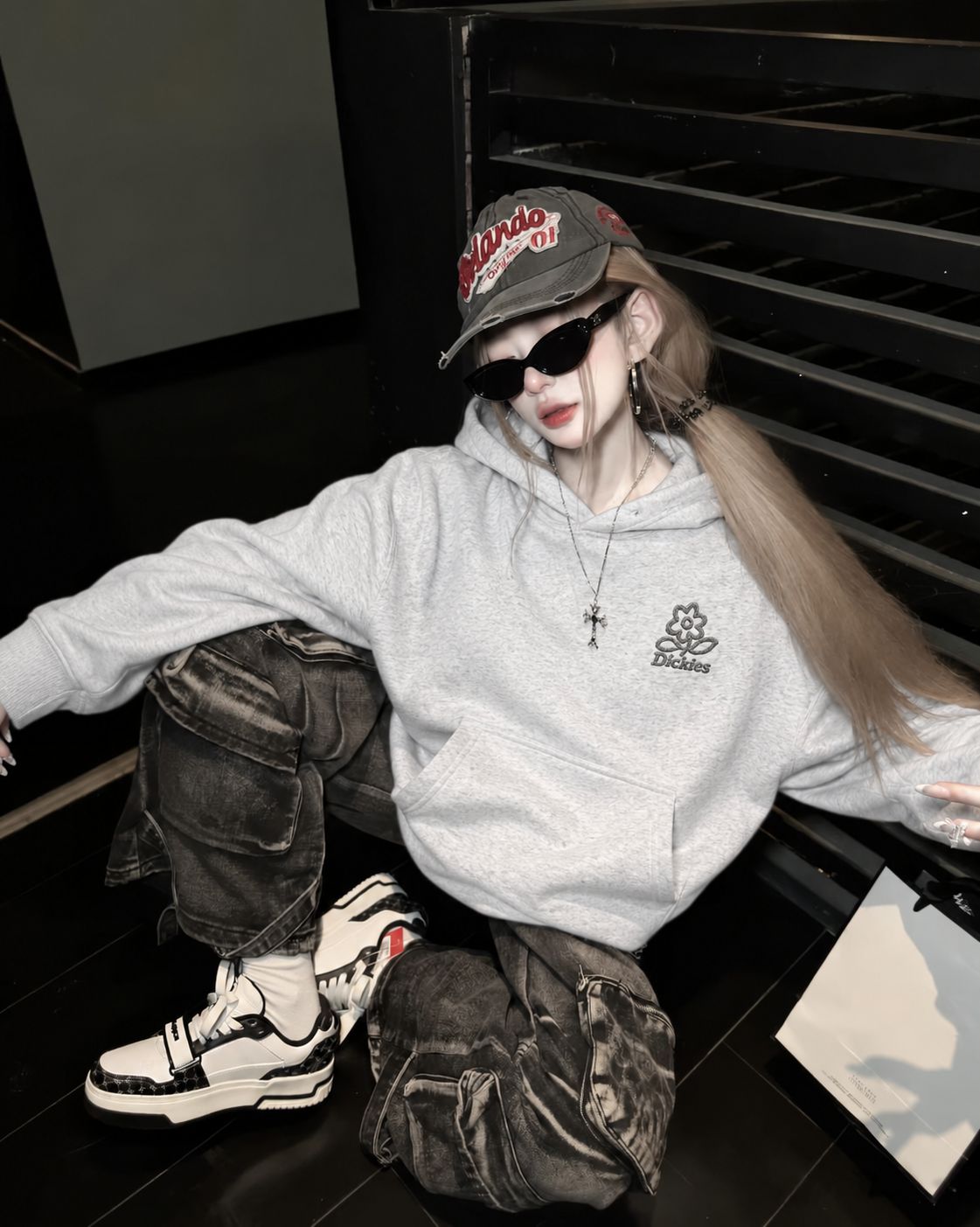 <限時下殺 >Dickies 美式 復古 背花卉 帽T