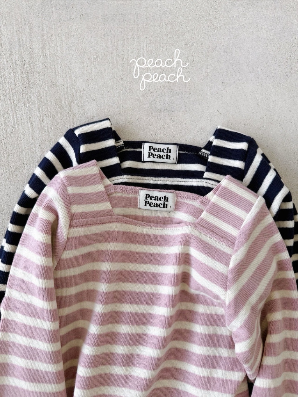 正韓秋PEACHPEACH 兩色方領條紋上衣