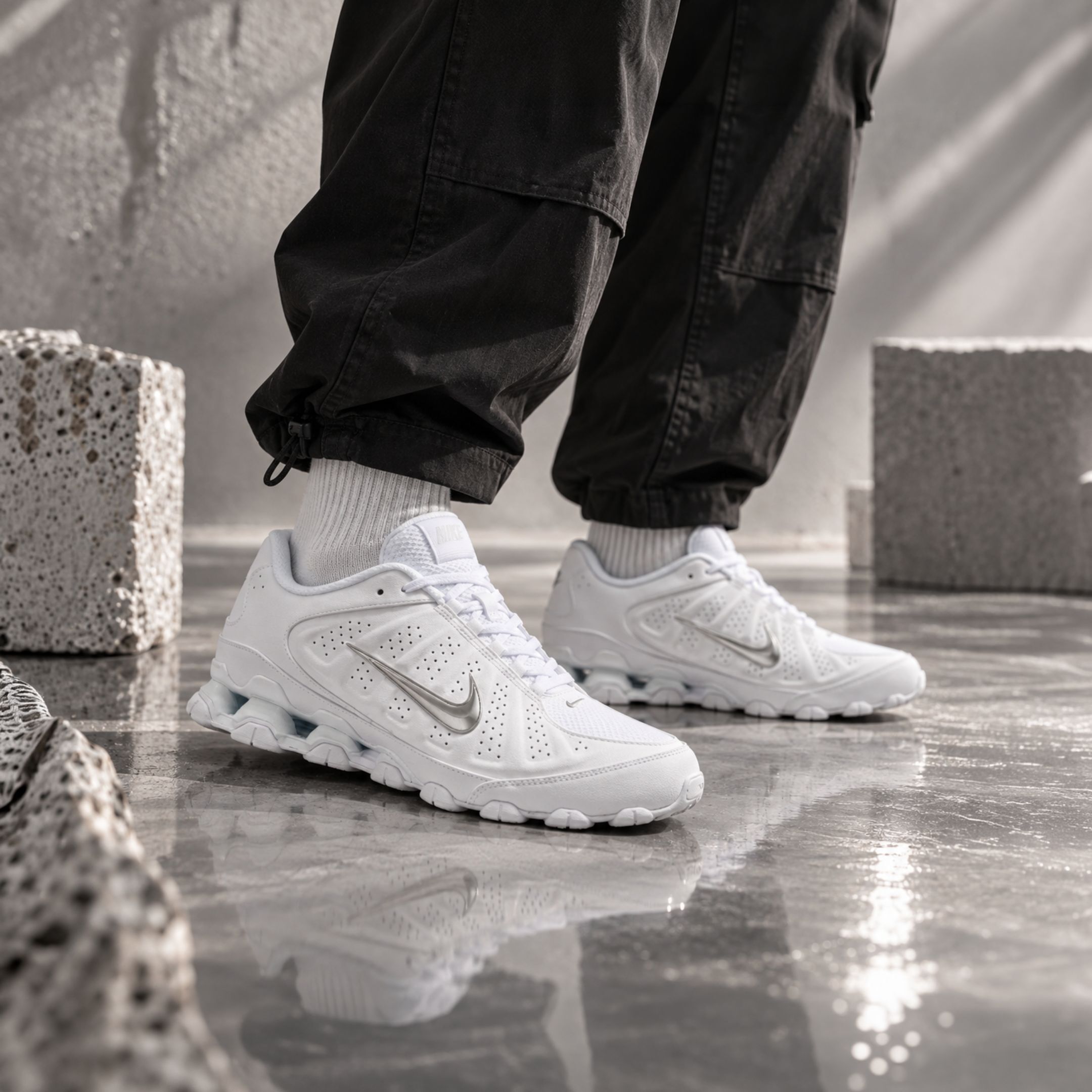 NICEDAY 現貨 Nike Reax 8 NSW SL 白 白銀 白灰 彈簧 氣墊 復古 銀灰 IR5118-100