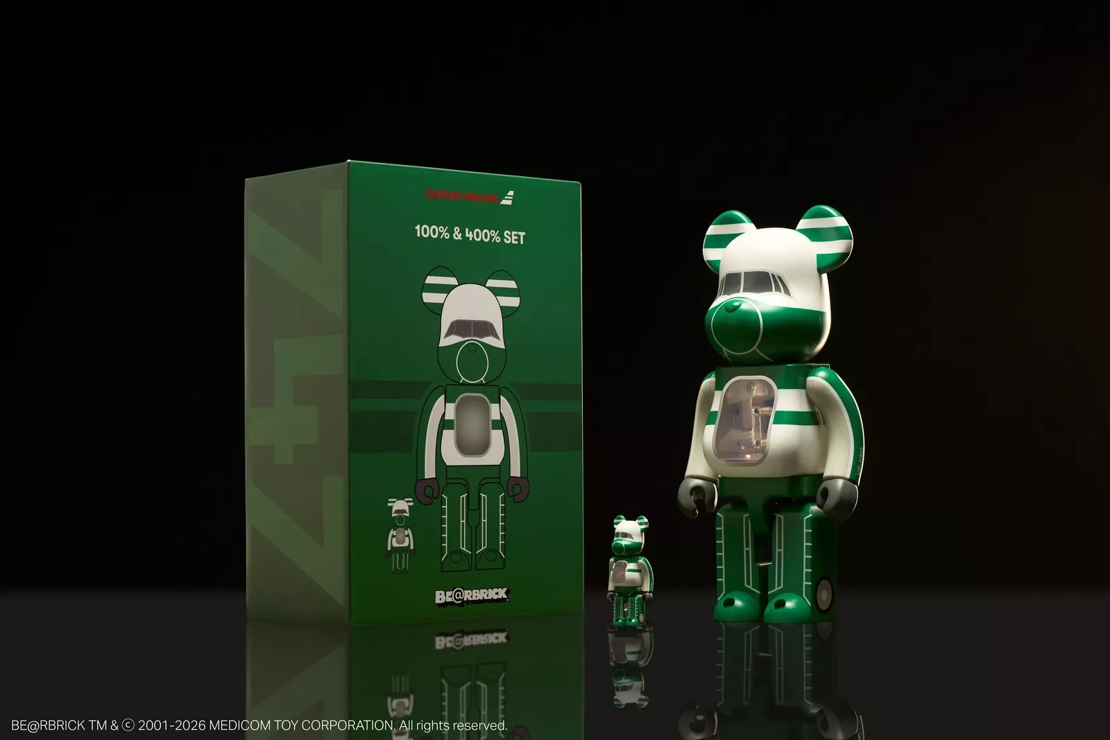 Cathay x BE@RBRICK “lettuce leaf sandwich” livery 100% & 400%