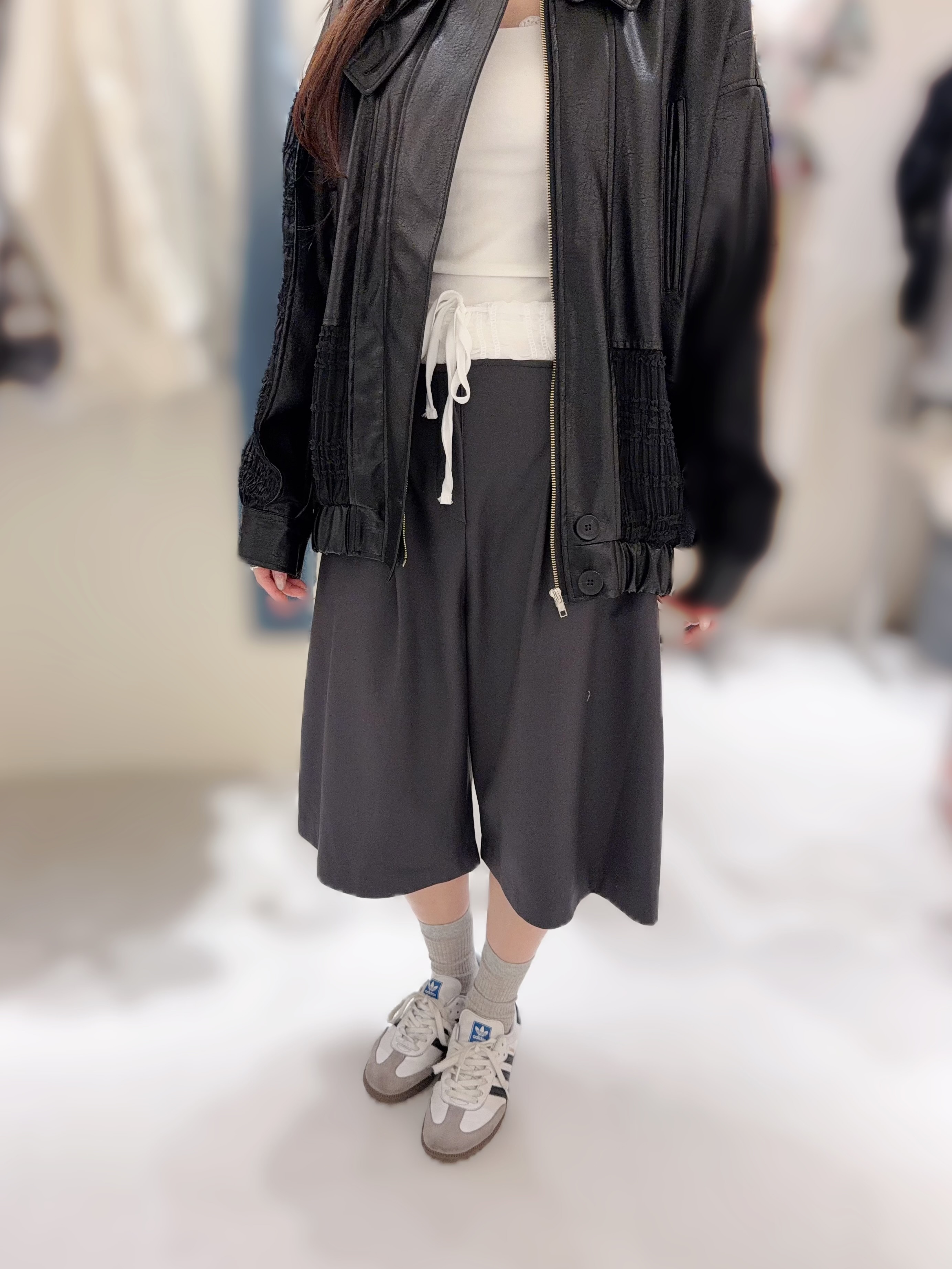 EY04 腰25-33 HIP48 長27 $579