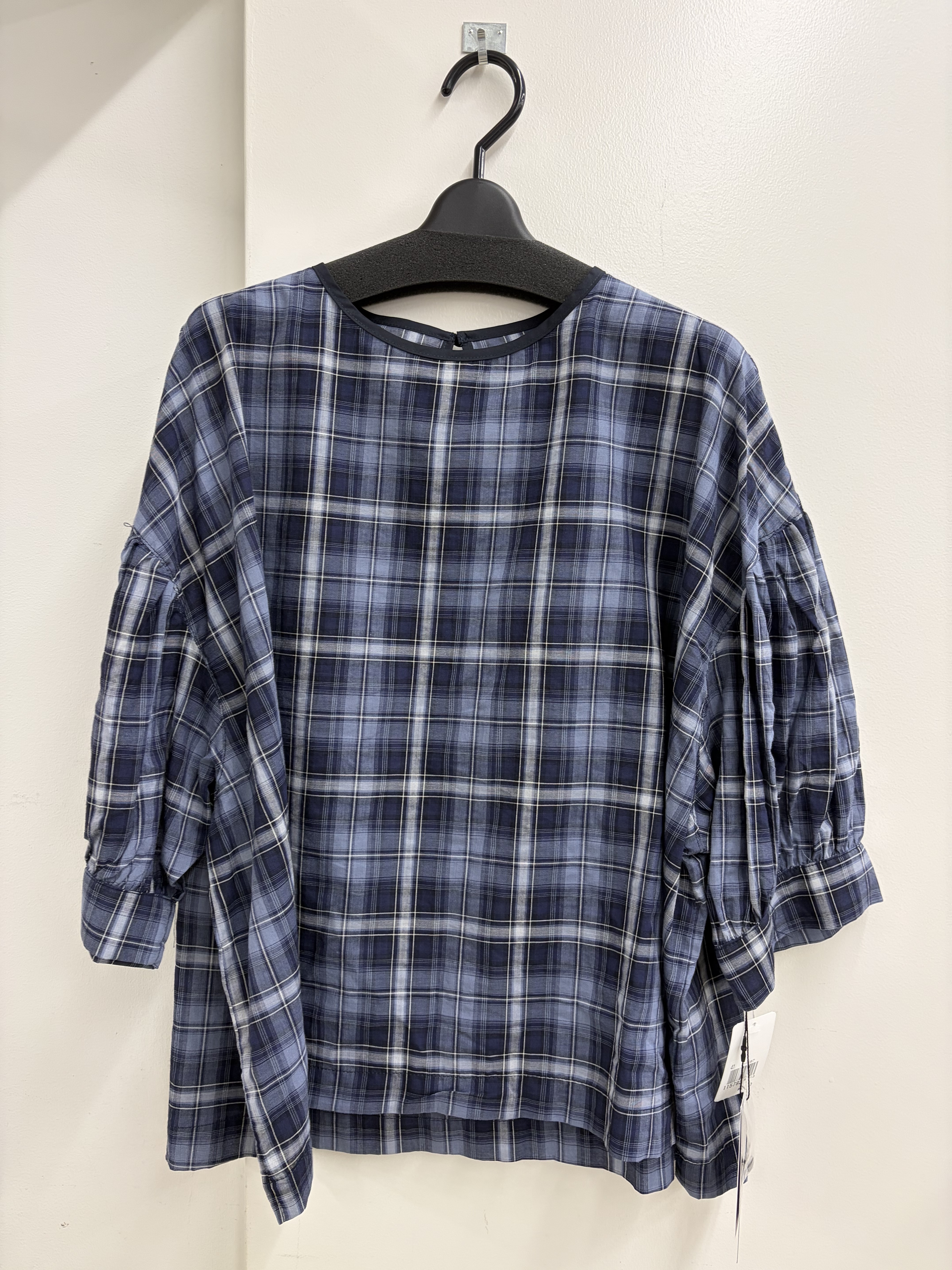GN 後扣鈕格仔top