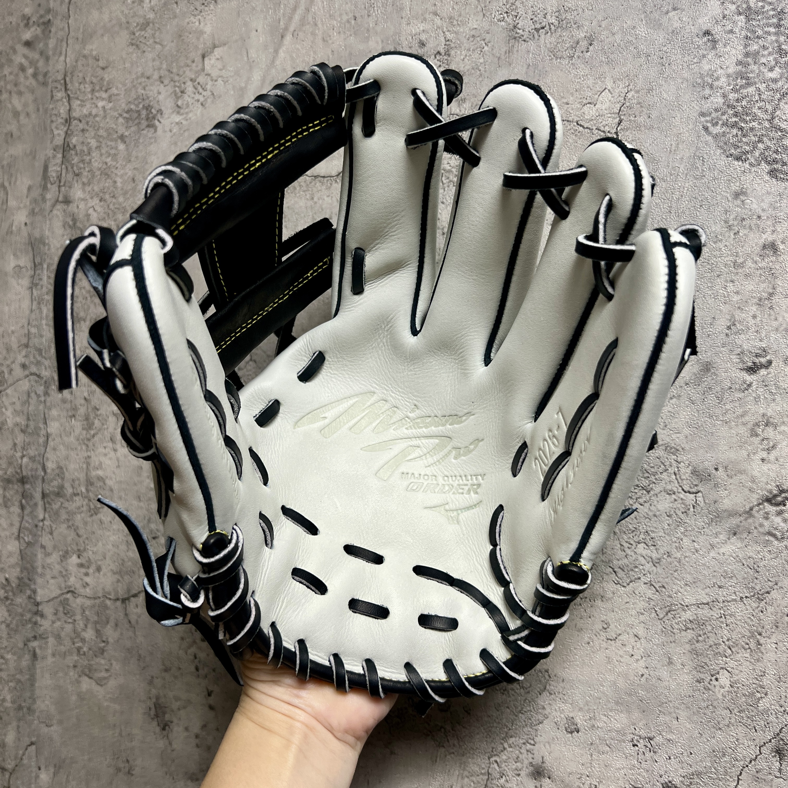 【照片分享】MIZUNO mizuno pro 硬式内野 1AJGH74050 坂本勇人(巨人)5Dモデル内野⼿型① +5mm