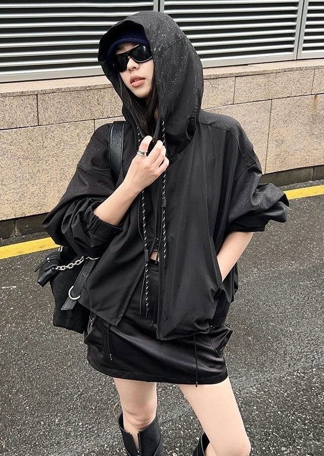 斜紋雙抽繩連帽小銀標外套