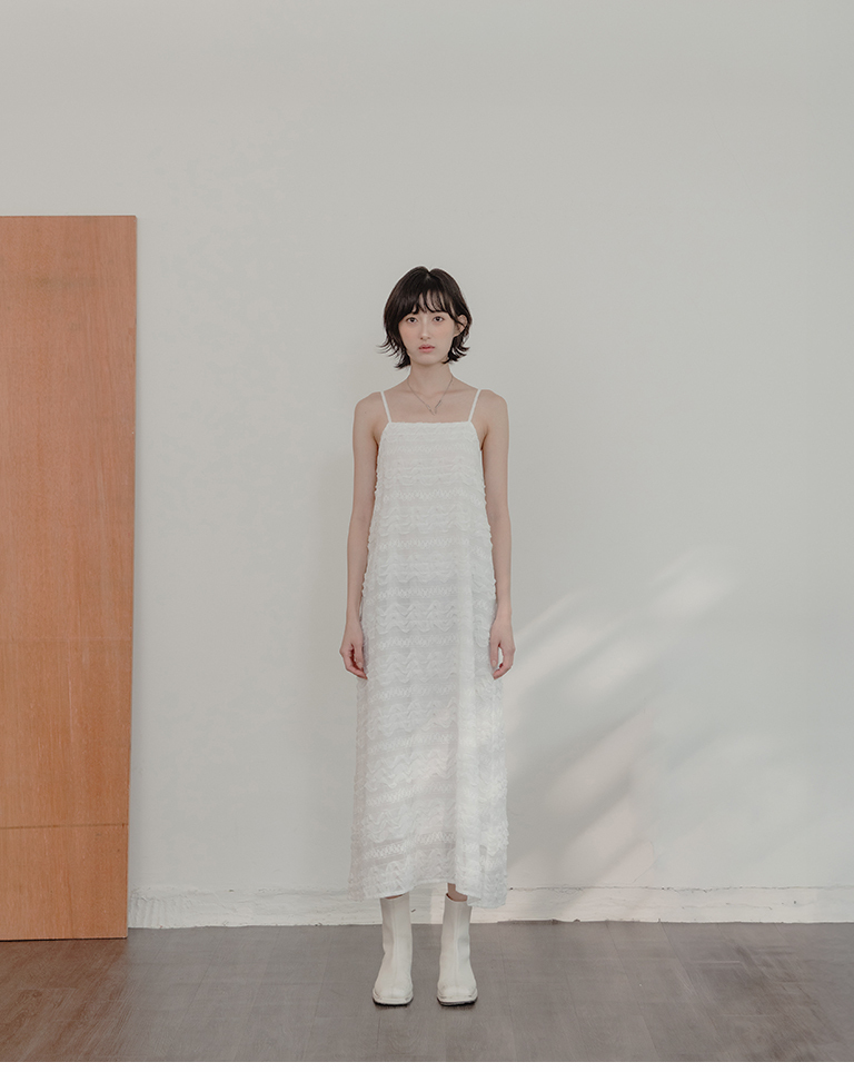 Three-dimensional jacquard patchwork spaghetti strap long dress - white【01087380】in stock+pre-order