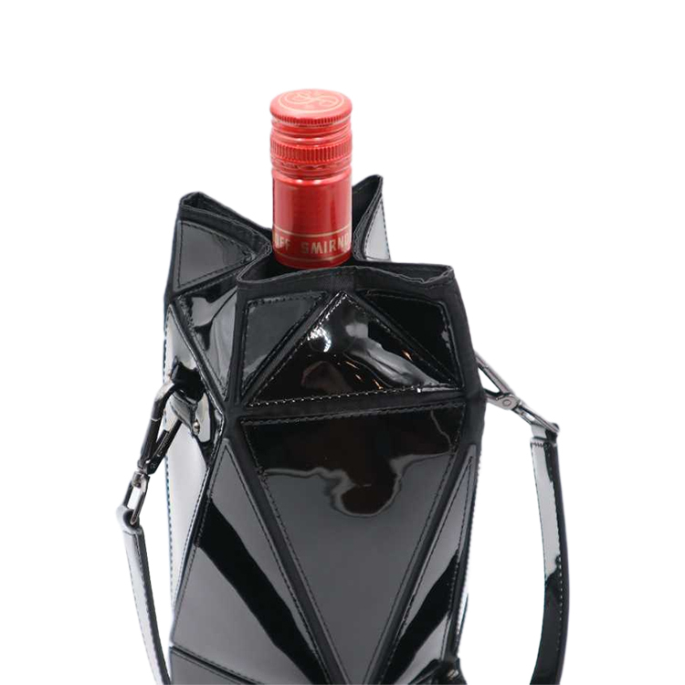 TOURMALINE 璽形折疊品飲包—漆皮星夜黑