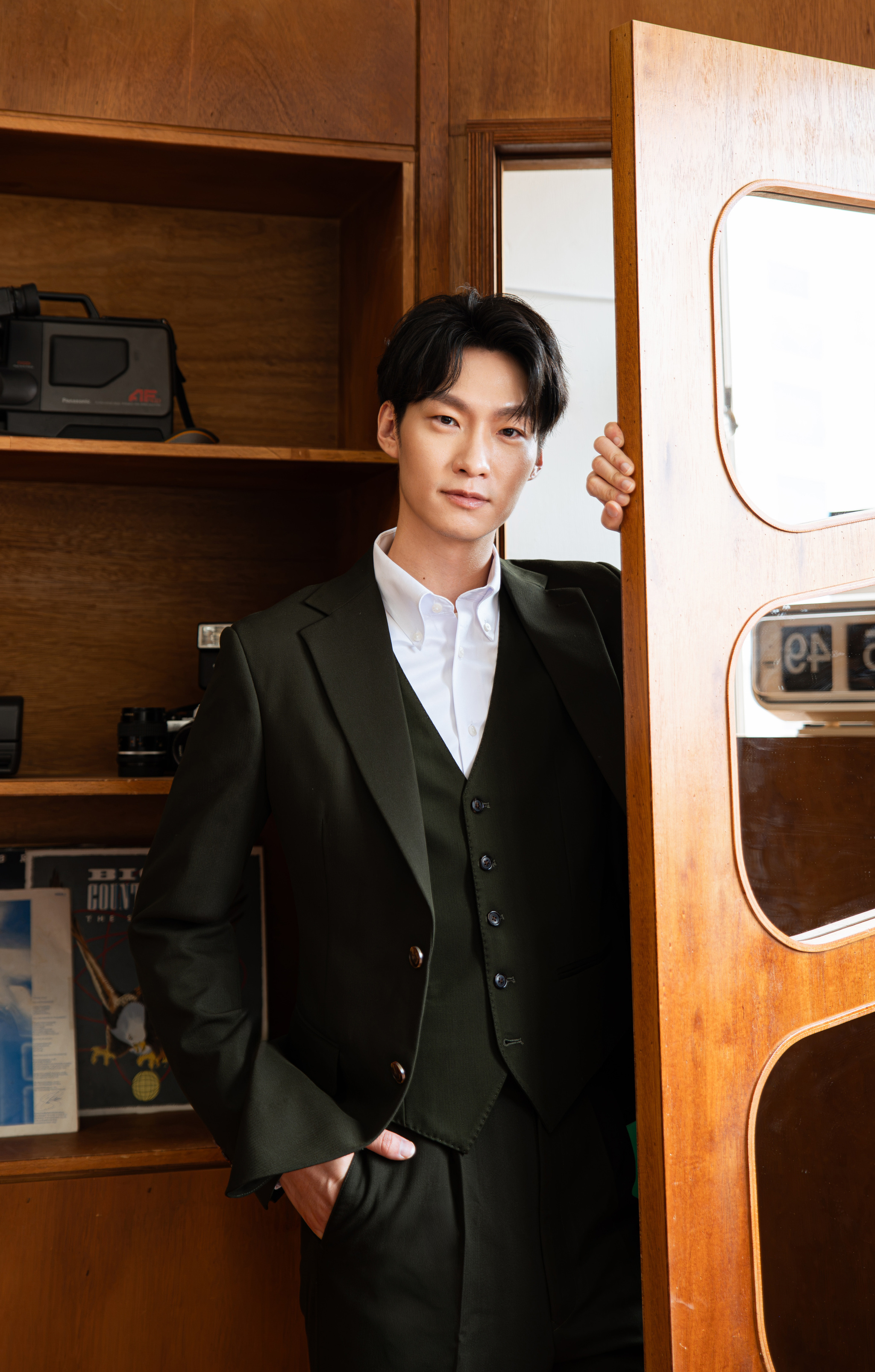 素面三件式單排扣西裝 9497 草綠色