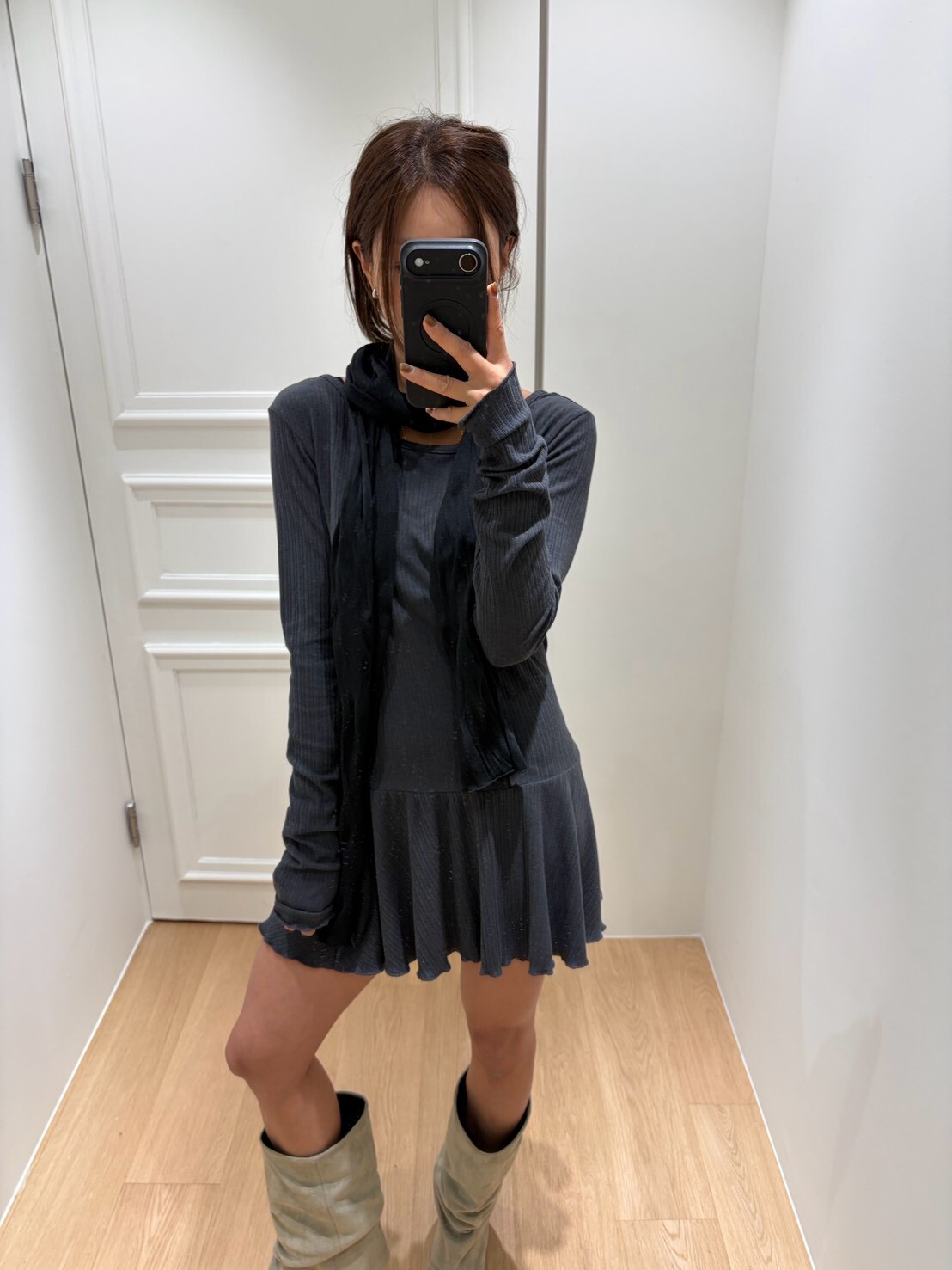 #AK125下擺荷葉打底衣(白/卡其/黑)