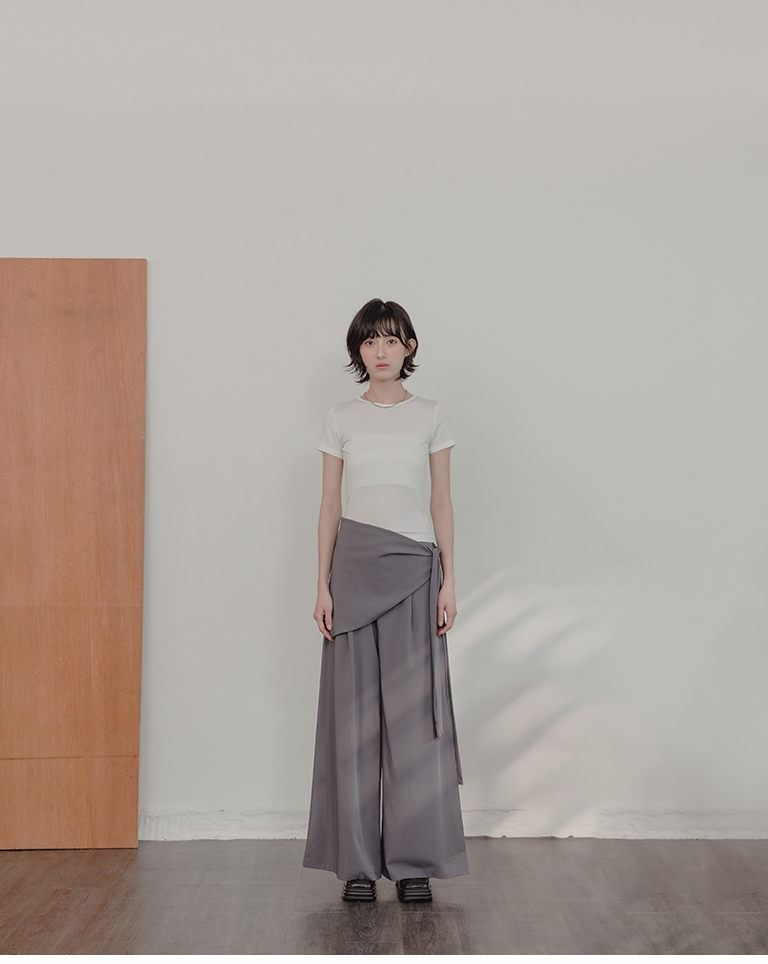 Textured Pleated Wide-Leg Suit Trousers with Attached Skirt Overlay – Grey  S/M【04030528】in stock+pre-order