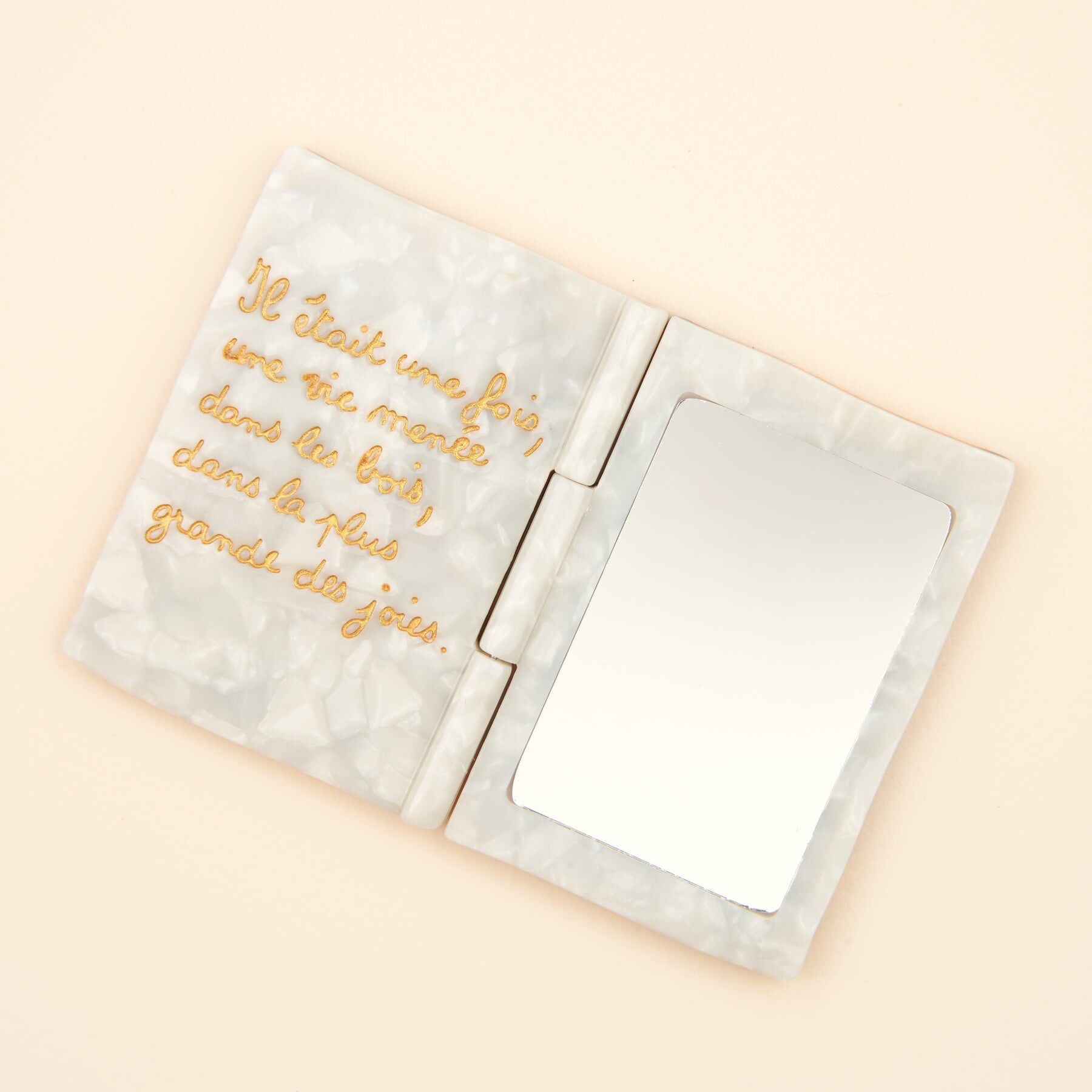 Book Mirror｜Coucou Suzette